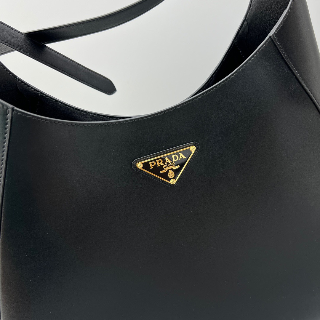 Bagsaaa Pra*a Leather shoulder bag - 40*30*9CM