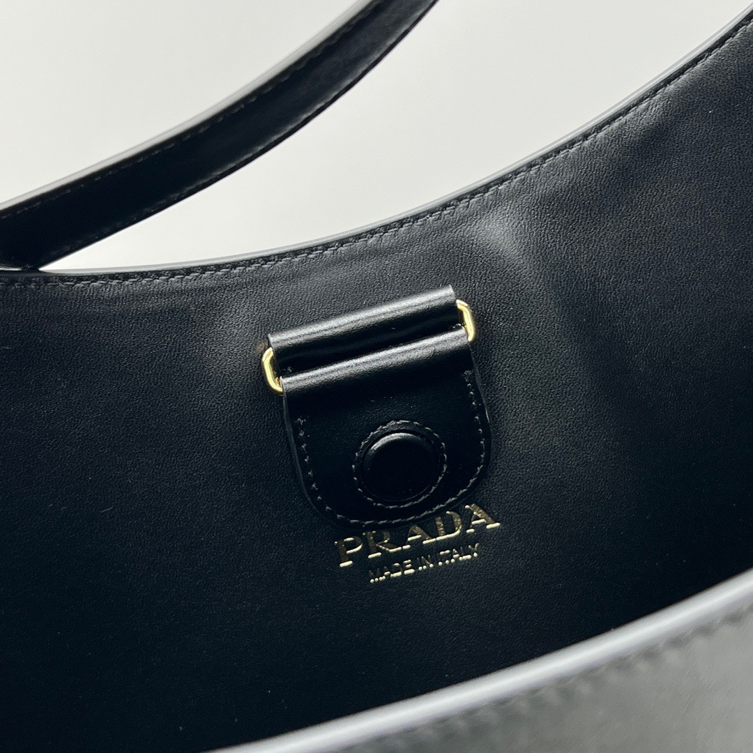 Bagsaaa Pra*a Leather shoulder bag - 40*30*9CM