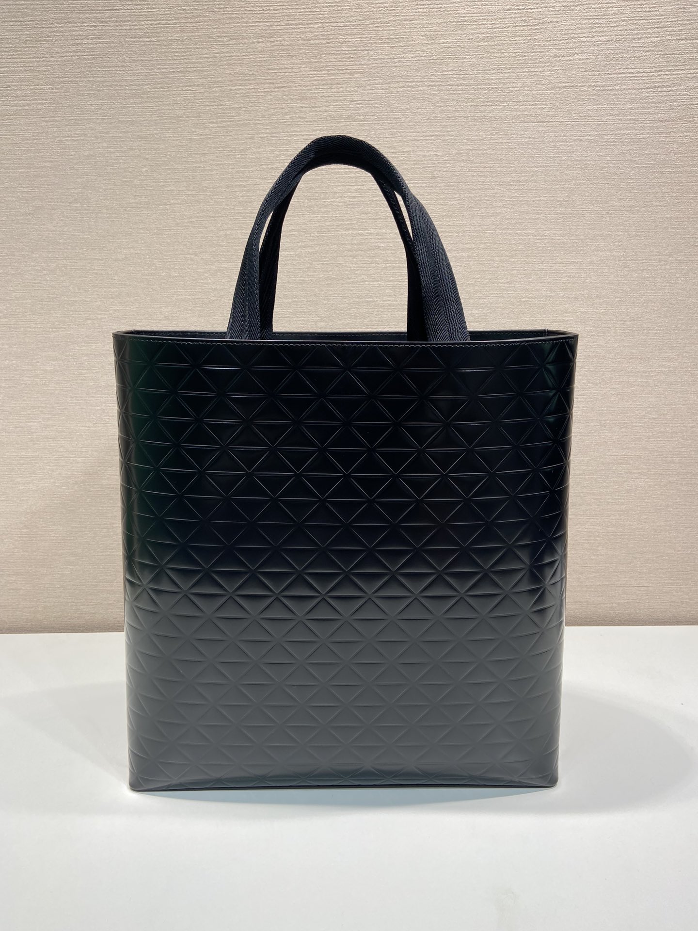 Bagsaaa Pra*a Brushed leather tote bag with water bottle - 38x36x6cm