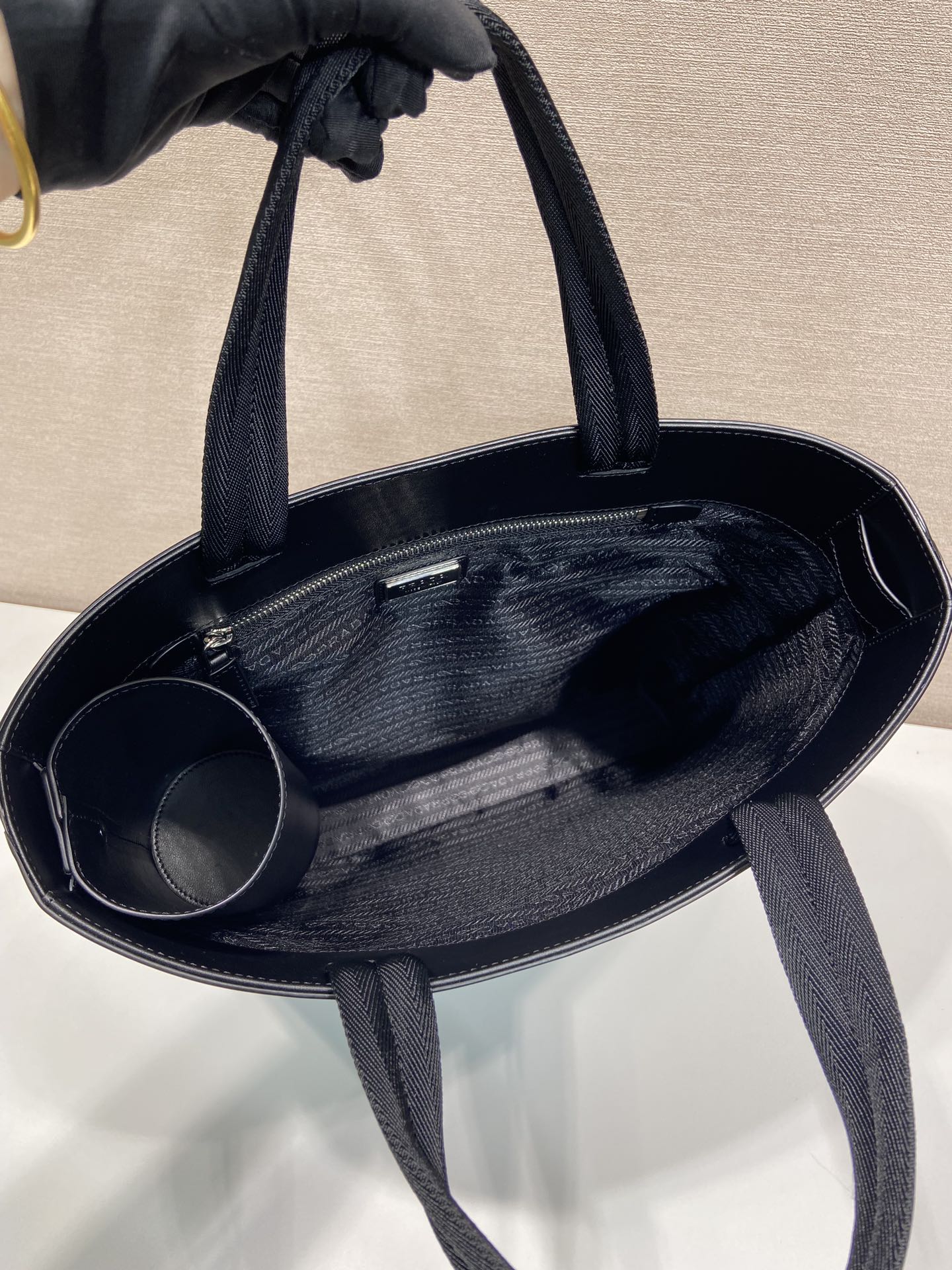 Bagsaaa Pra*a Brushed leather tote bag with water bottle - 38x36x6cm