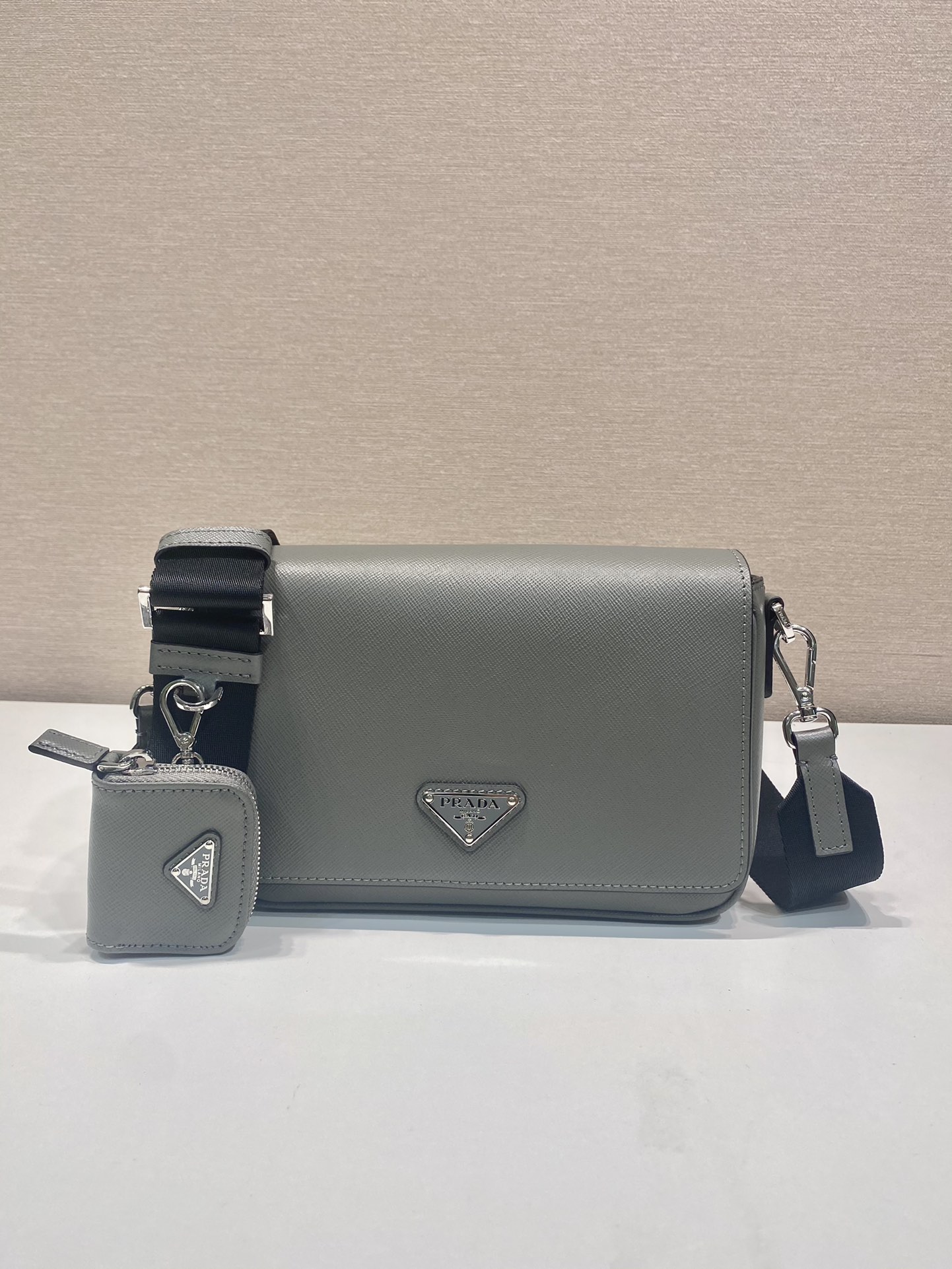 Bagsaaa Pra*a Saffiano leather shoulder bag green - 22*14.5*5cm