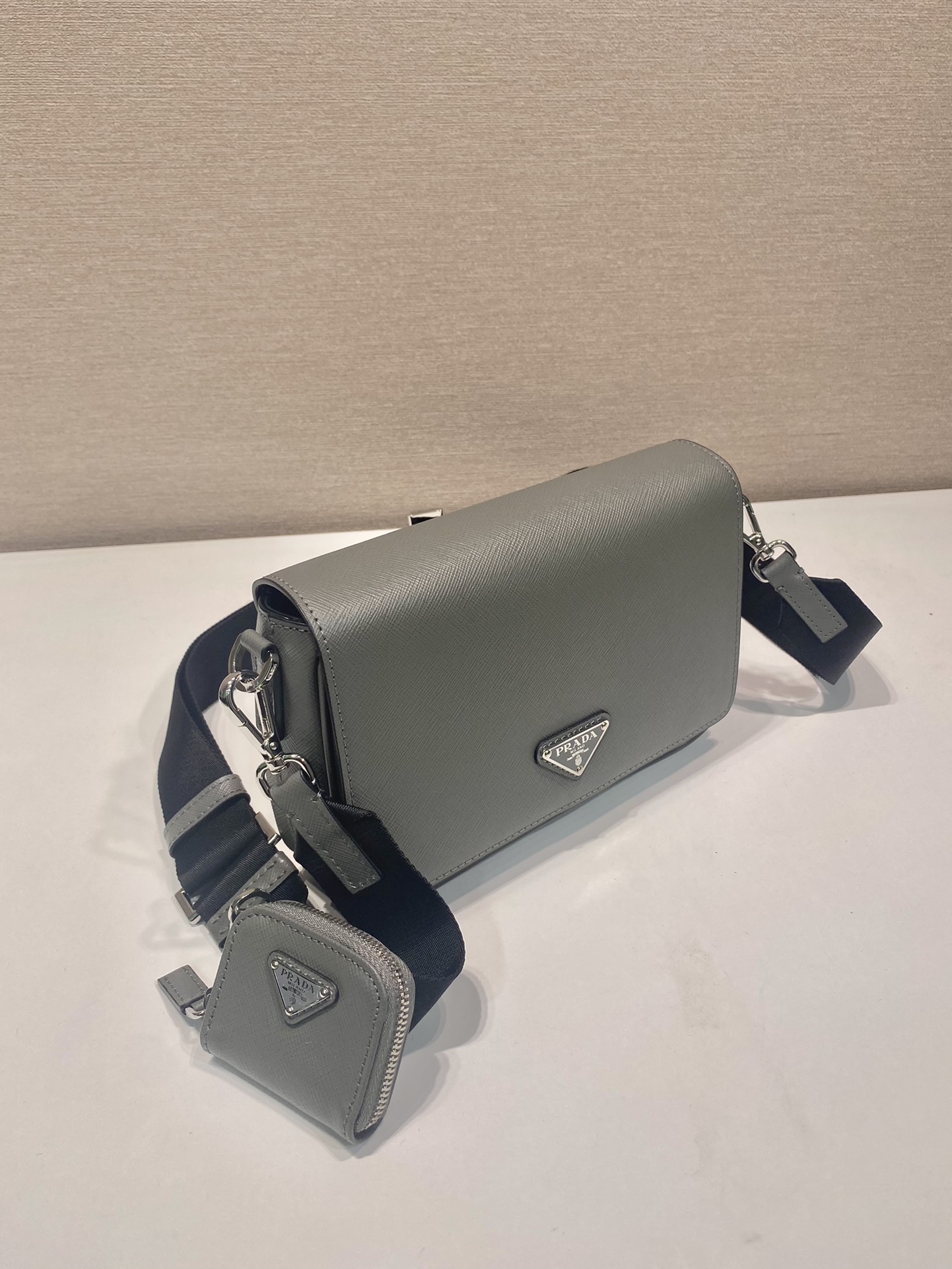 Bagsaaa Pra*a Saffiano leather shoulder bag green - 22*14.5*5cm
