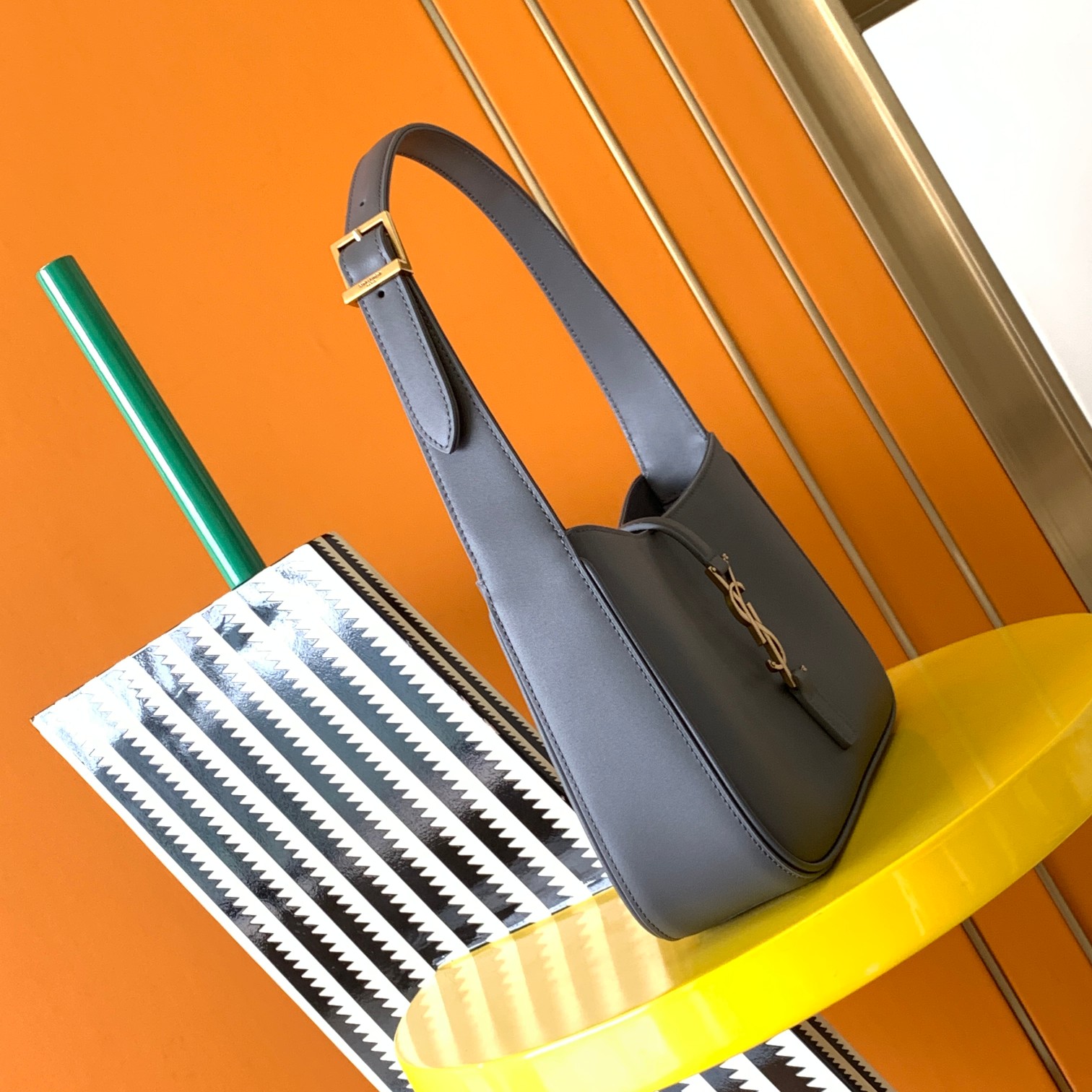 Bagsaaa Y51 LE 5 À 7 in grey smooth leather - 23 X 16 X 6,5 CM