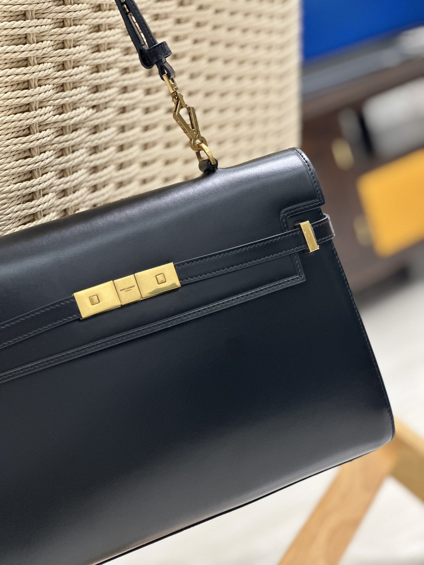 Bagsaaa Y51 Manhattan Medium Leather Top-handle Bag - 32×23×10.5cm
