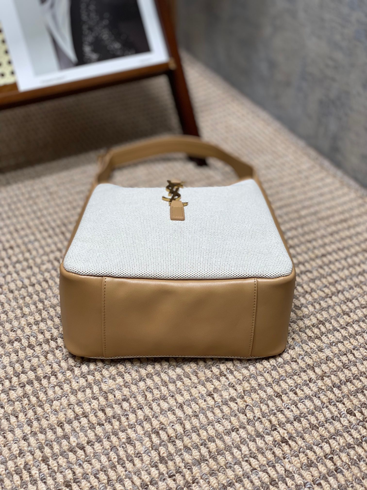 Bagsaaa Y51 LE 5 À 7 S*pPLE SMALL IN BEIGE - 23 X 22 X 8.5 CM