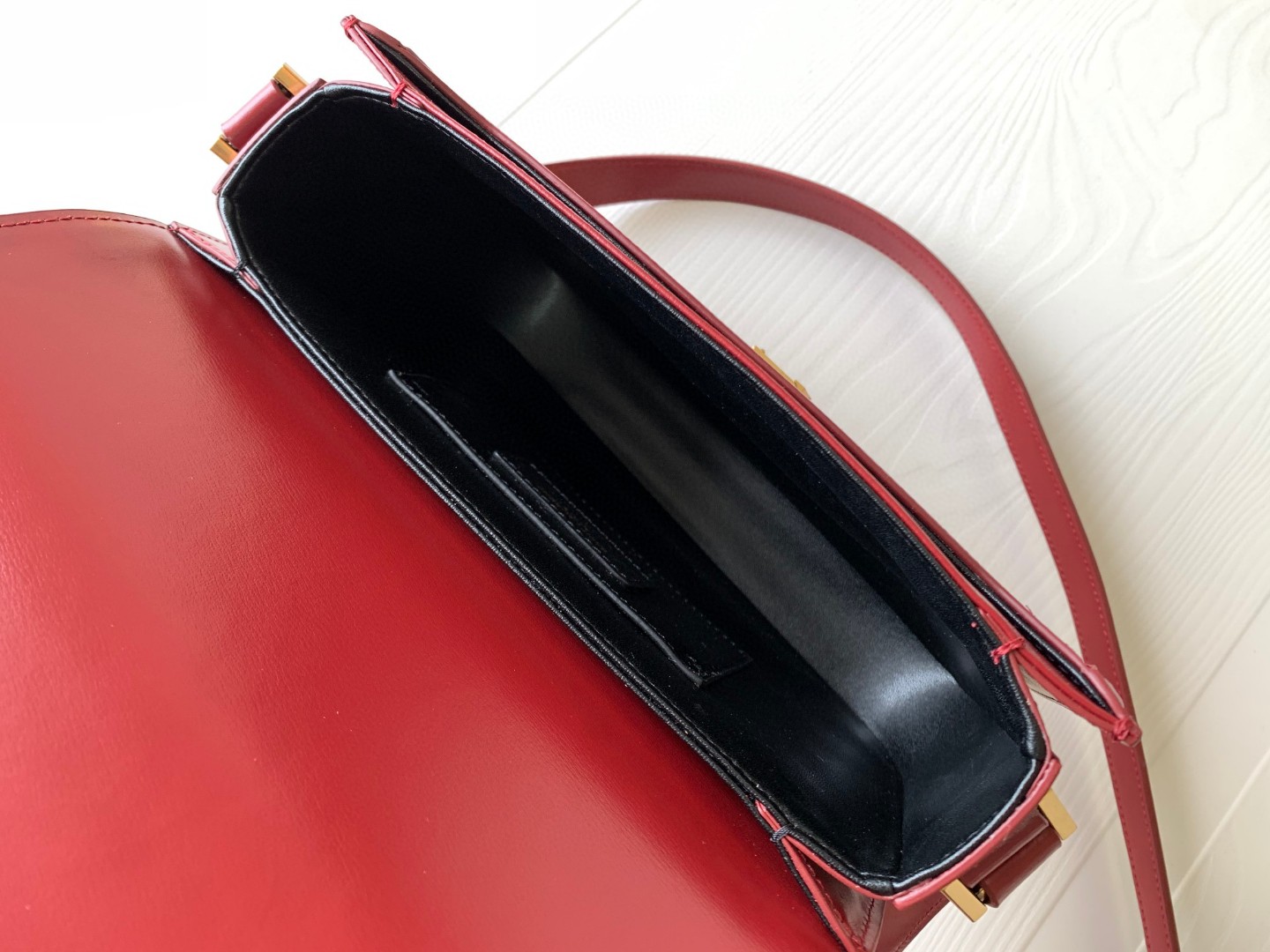 Bagsaaa Y51 Solferino Medium Satchel in box red leather - 23 X 16 X 6 CM