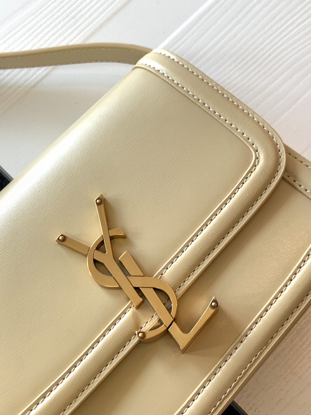 Bagsaaa Y51 Solferino Small Satchel in box beige leather - 19 X 13 X 5 CM