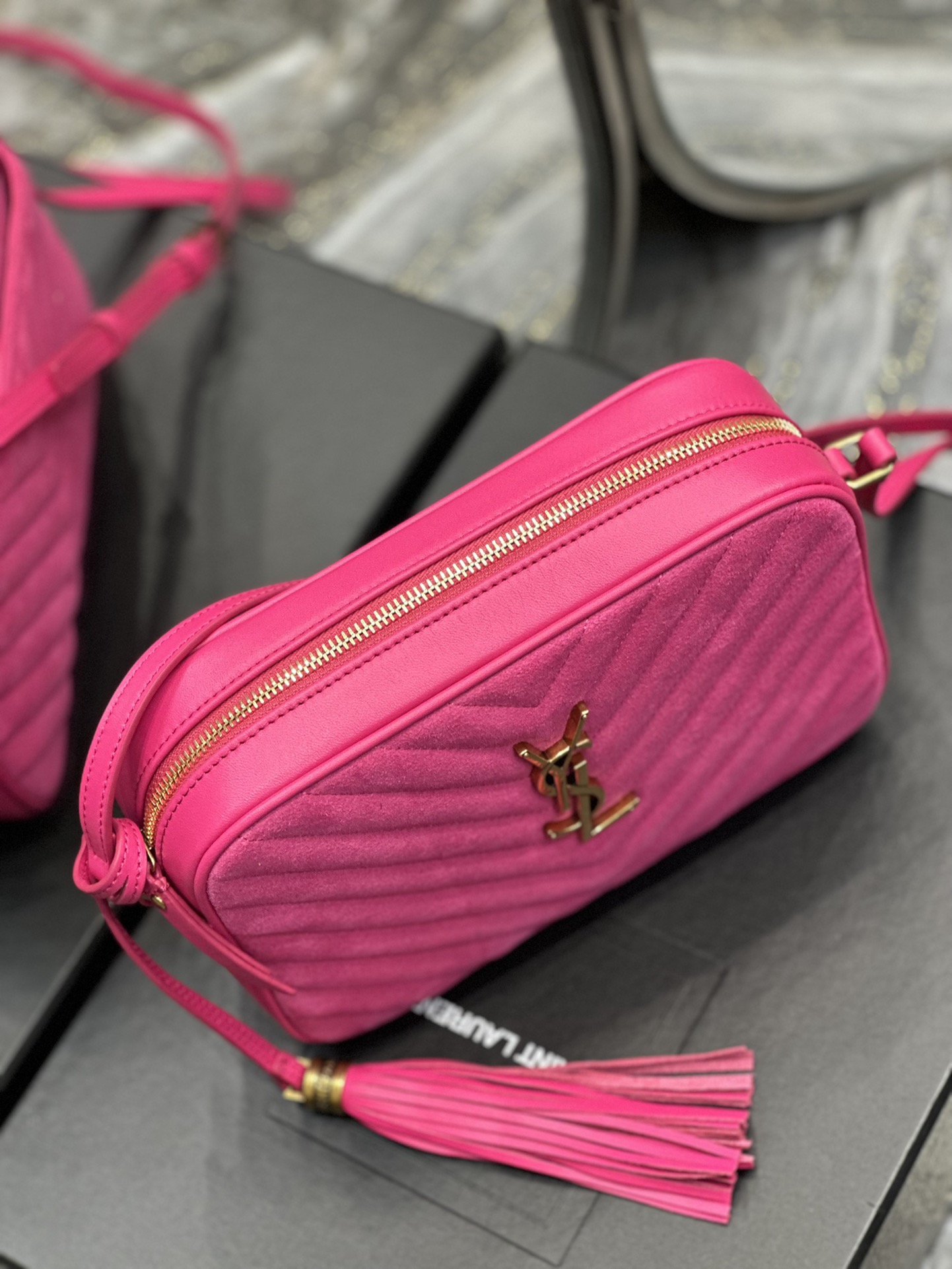 Bagsaaa Y51 Lou Camera Bag In Suede Pink - 23x16x6cm