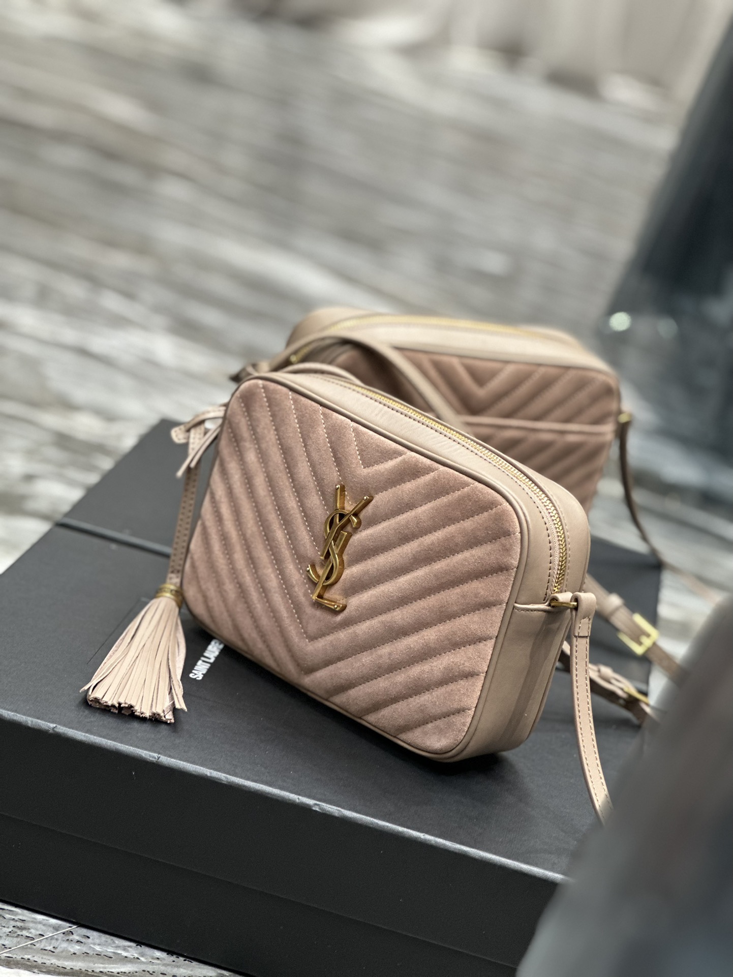 Bagsaaa Y51 Lou Camera Bag In Suede Light Pink - 23x16x6cm