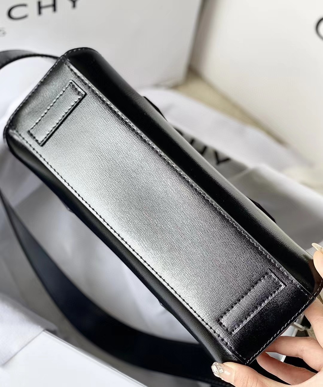 Bagsaaa Givenchy Antigona Strectch Black Bag - 22*12*8cm