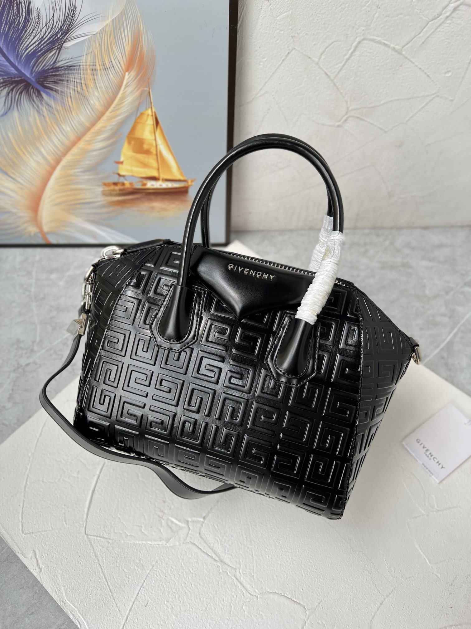 Bagsaaa Givenchy Antigona Tote Bag Black Box Leather - 28cm