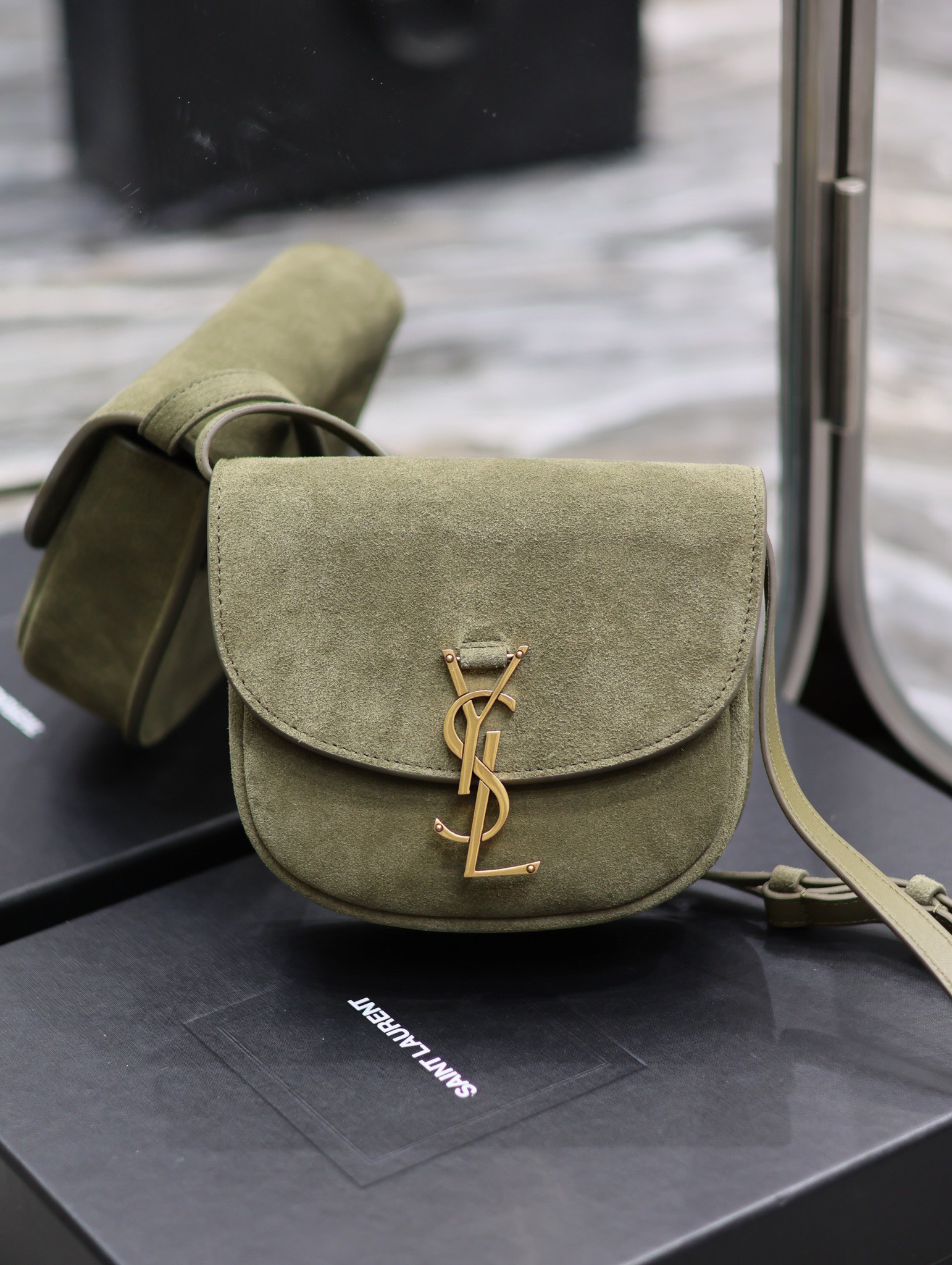 Bagsaaa Y51 Kaia Small Bag In Green Suede Leather - 18 x 15.5 x 5.5 cm