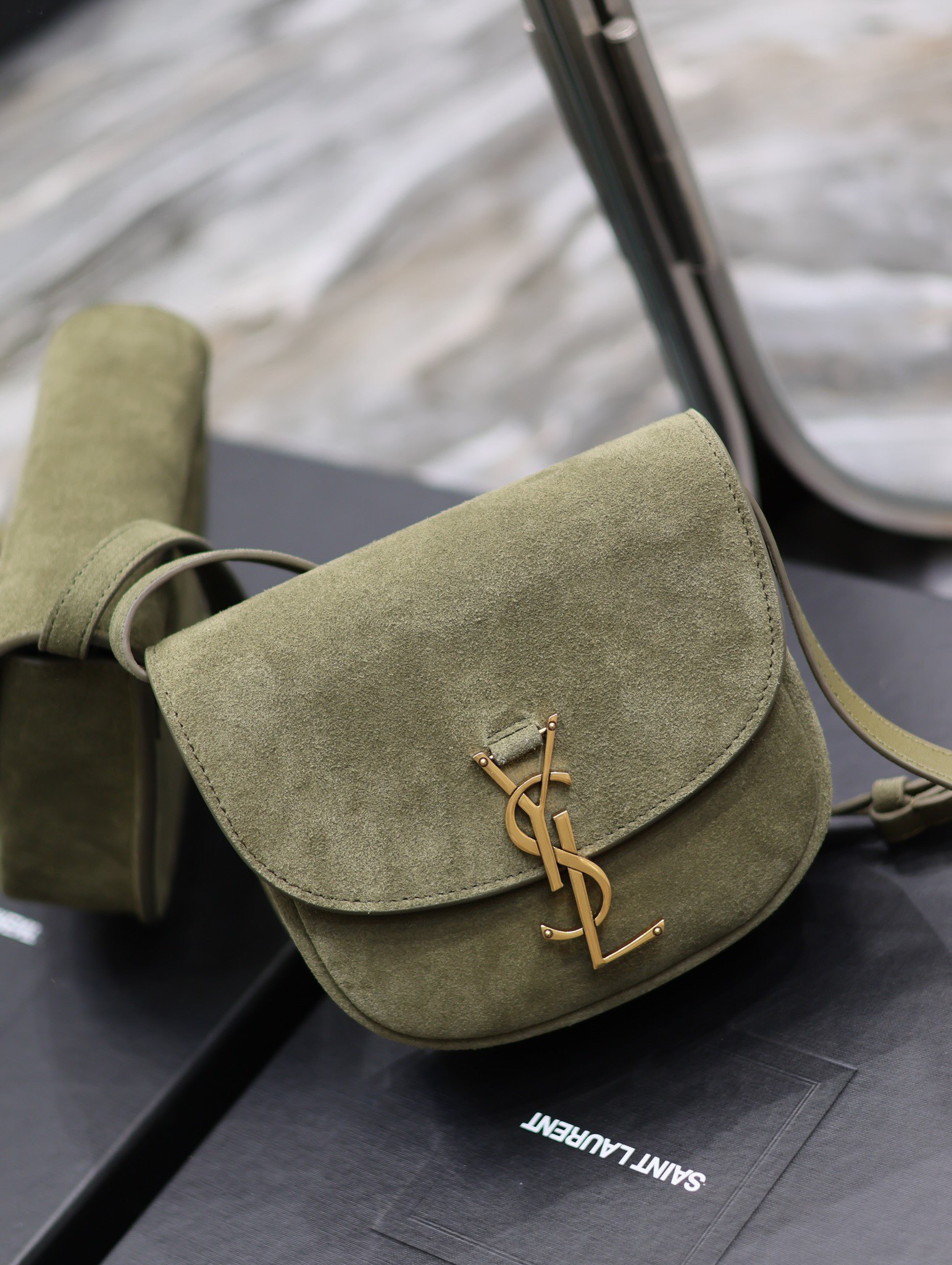 Bagsaaa Y51 Kaia Small Bag In Green Suede Leather - 18 x 15.5 x 5.5 cm