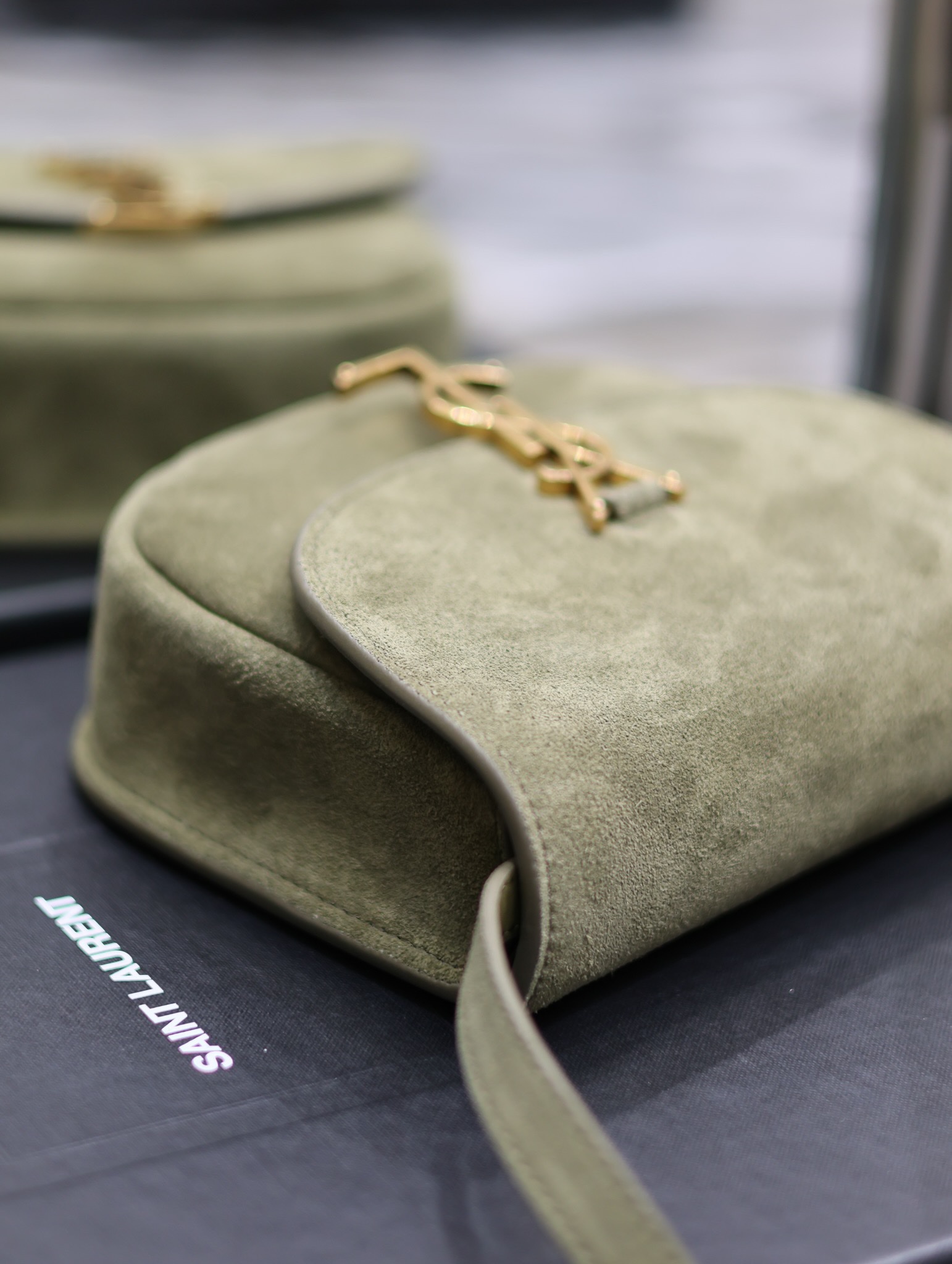 Bagsaaa Y51 Kaia Small Bag In Green Suede Leather - 18 x 15.5 x 5.5 cm