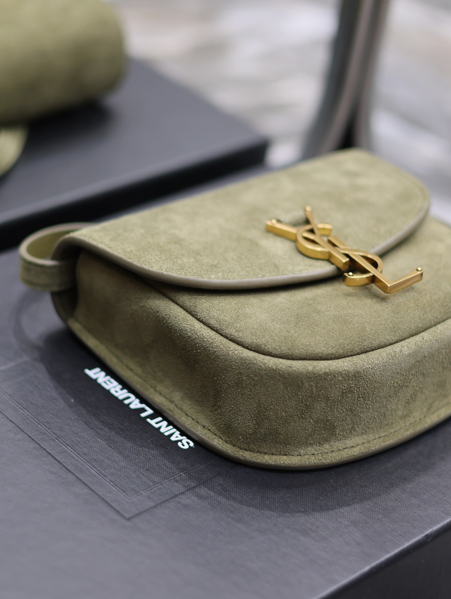 Bagsaaa Y51 Kaia Small Bag In Green Suede Leather - 18 x 15.5 x 5.5 cm