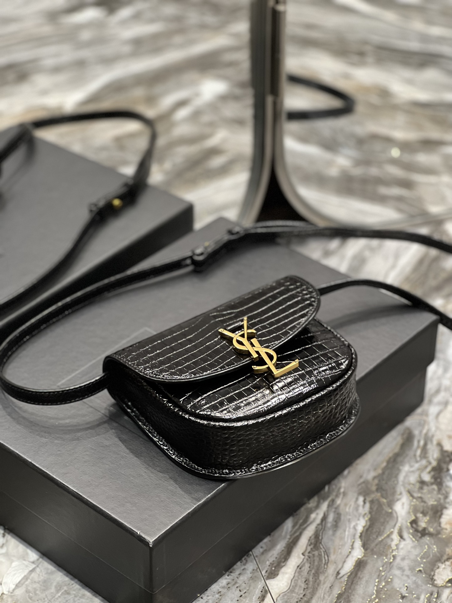 Bagsaaa Y51 Kaia Small Bag In Crocodile Leather - 18 x 15.5 x 5.5 cm