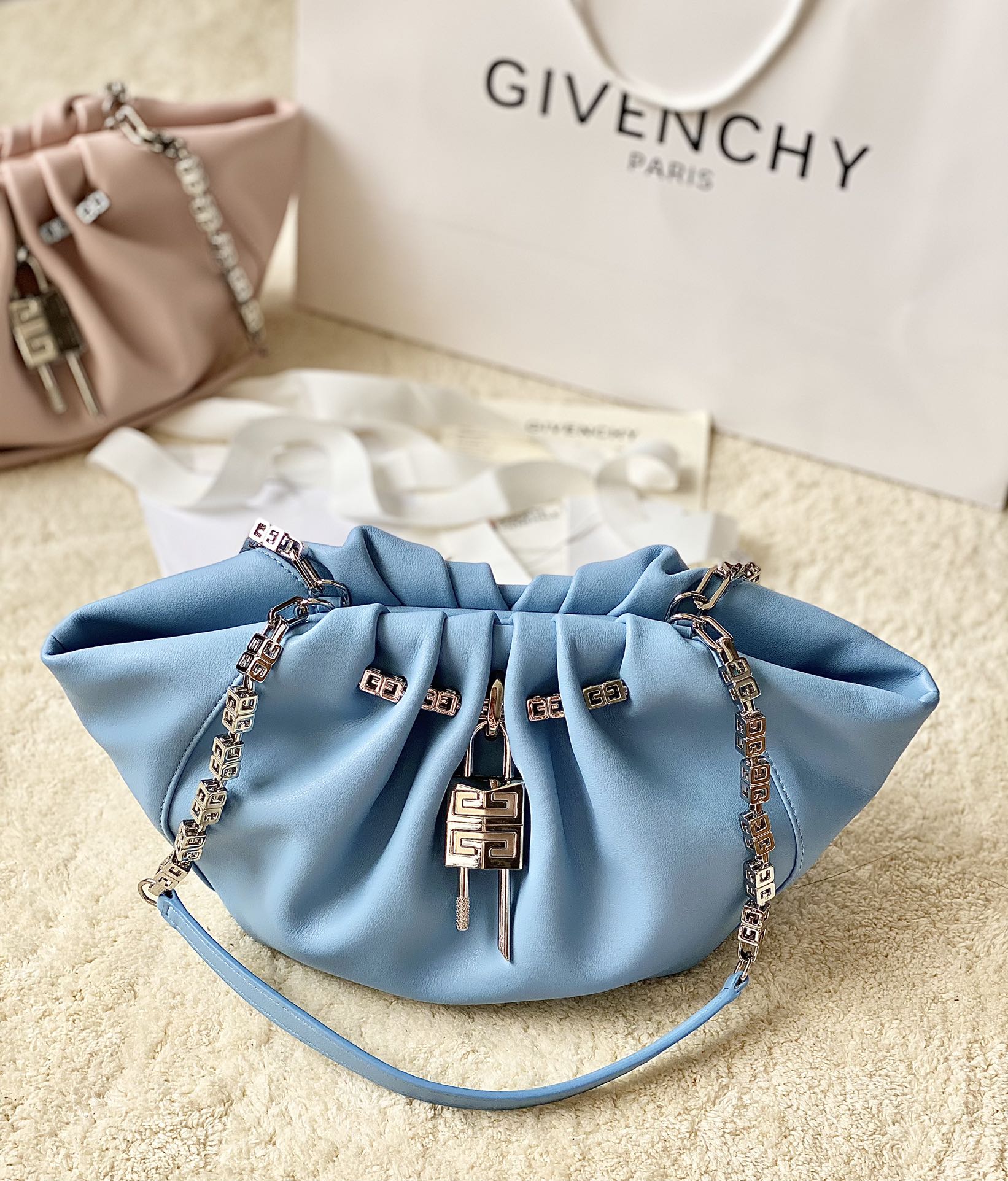 Bagsaaa Givenchy Kenny Blue Bag - 32x22x17cm
