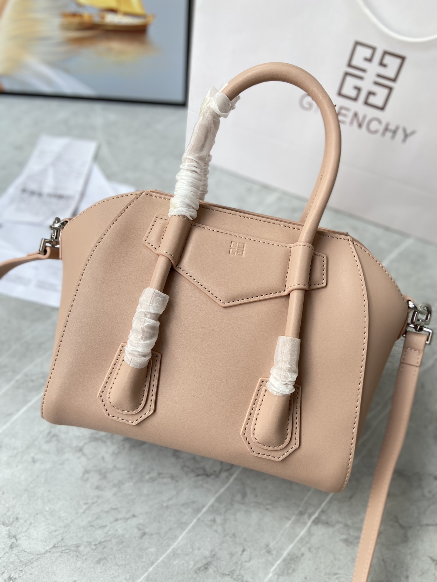 Bagsaaa Givenchy Antigona Lock Tote Bag Nude - 23*27*13cm