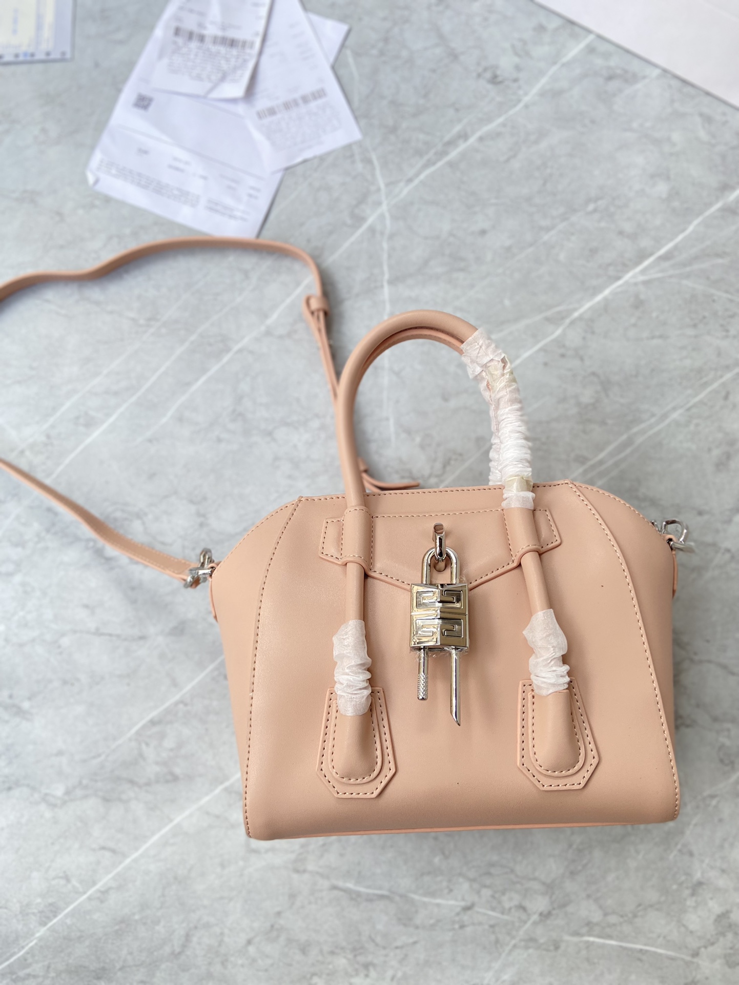Bagsaaa Givenchy Antigona Lock Tote Bag Nude - 23*27*13cm