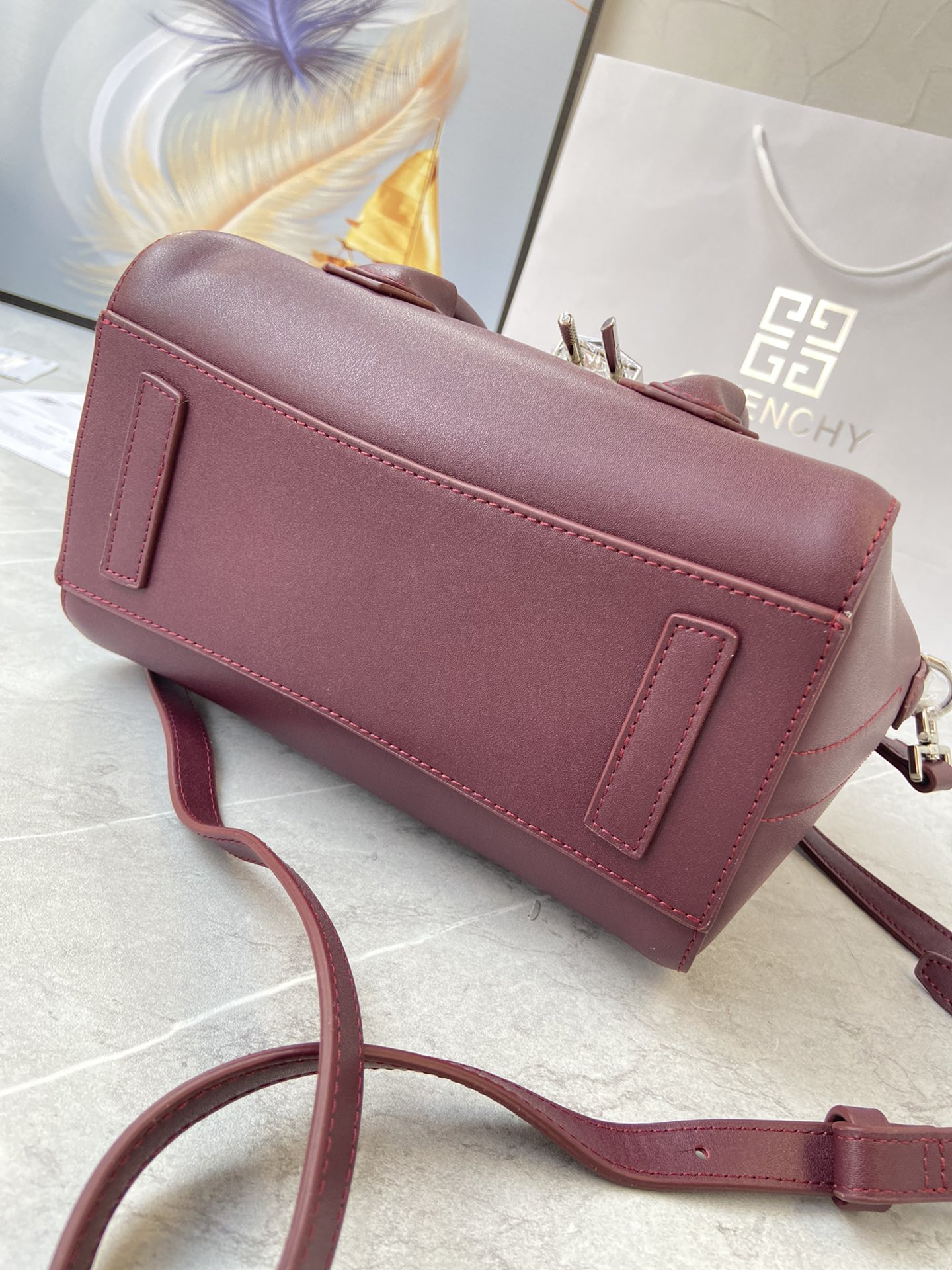 Bagsaaa Givenchy Antigona Lock Tote Bag Burgundy - 23*27*13cm