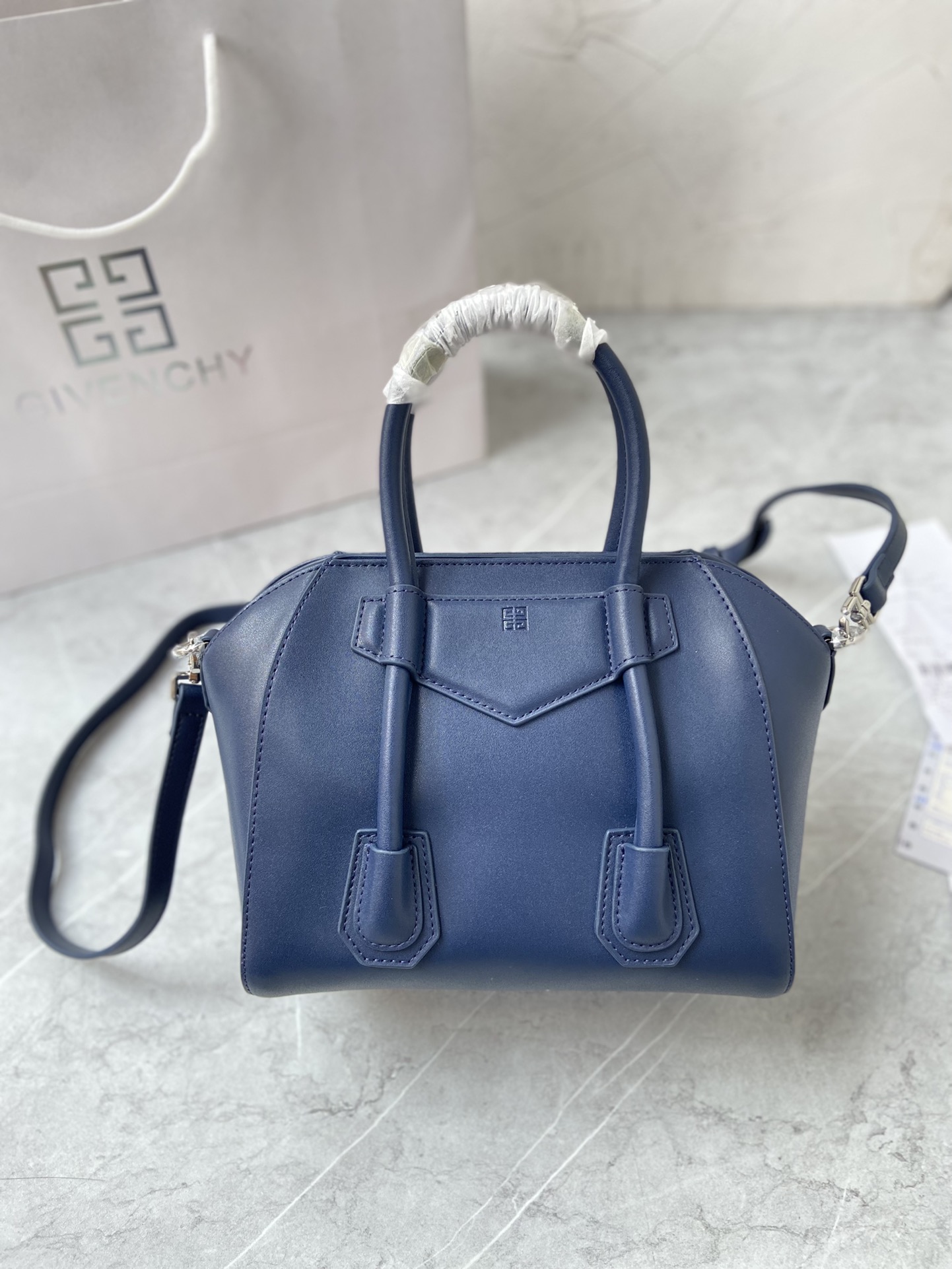 Bagsaaa Givenchy Antigona Lock Tote Bag Blue - 23*27*13cm