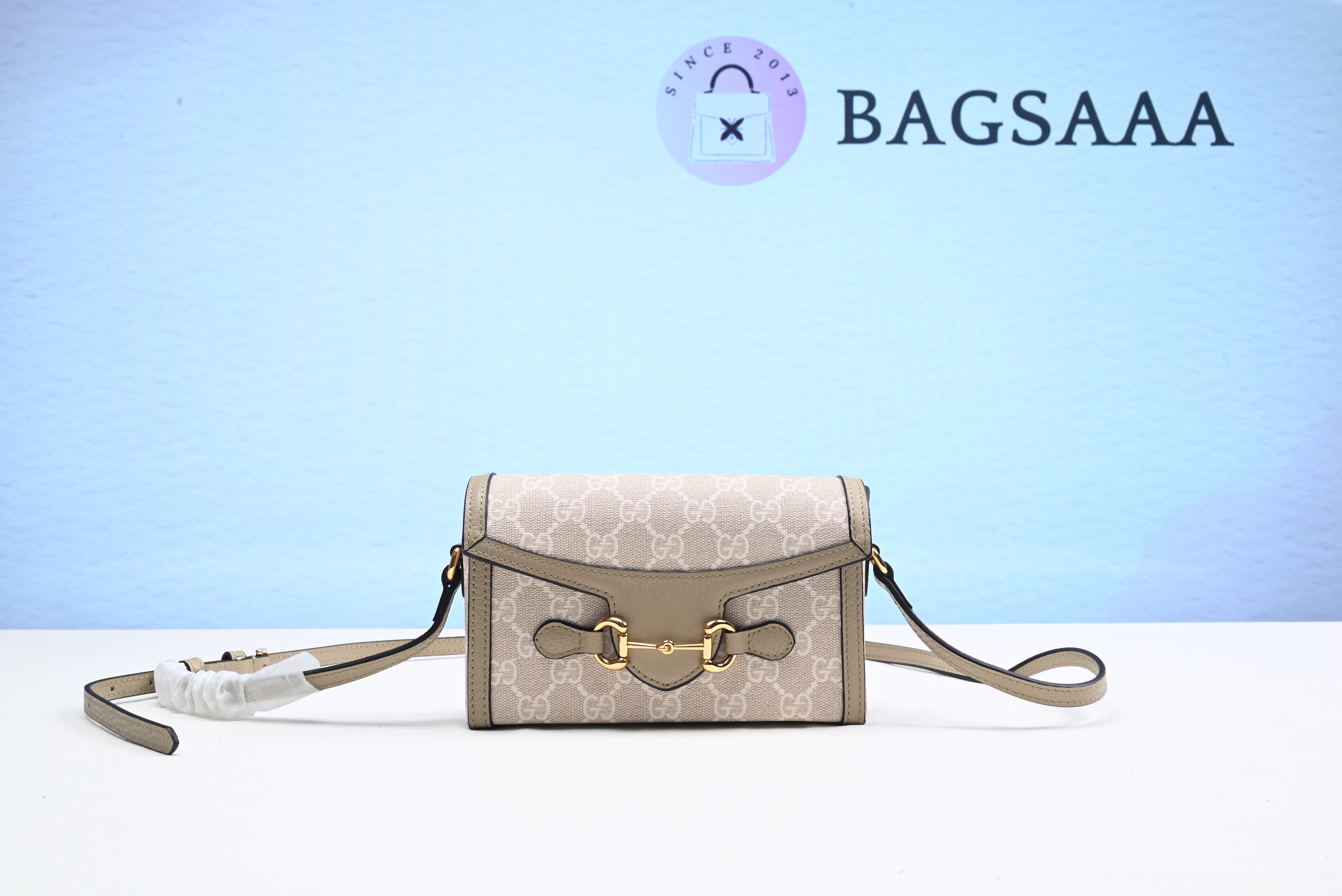 Bagsaaa Gvc*1 Horsebit 1955 mini bag Beige and white - 18cm