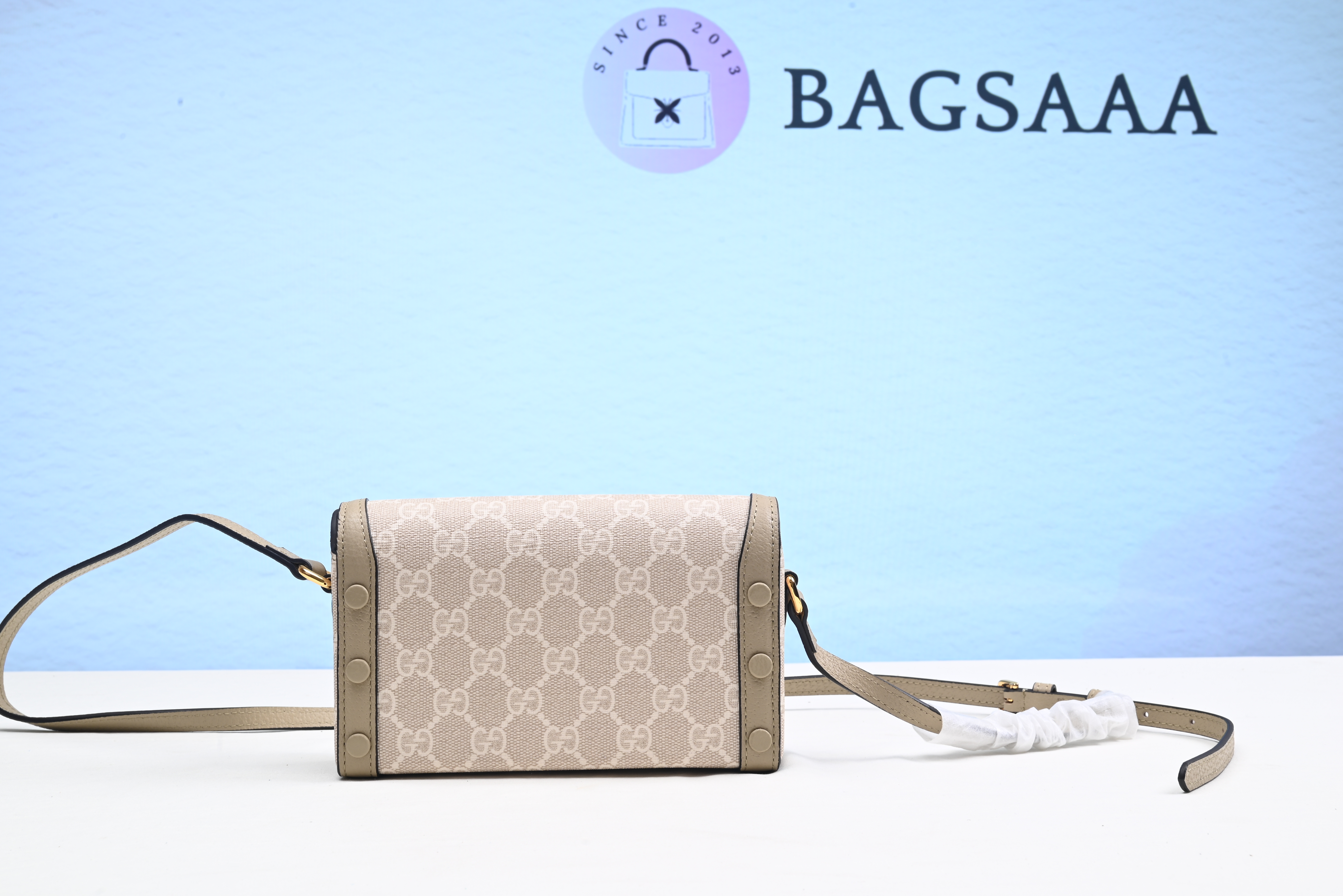 Bagsaaa Gvc*1 Horsebit 1955 mini bag Beige and white - 18cm