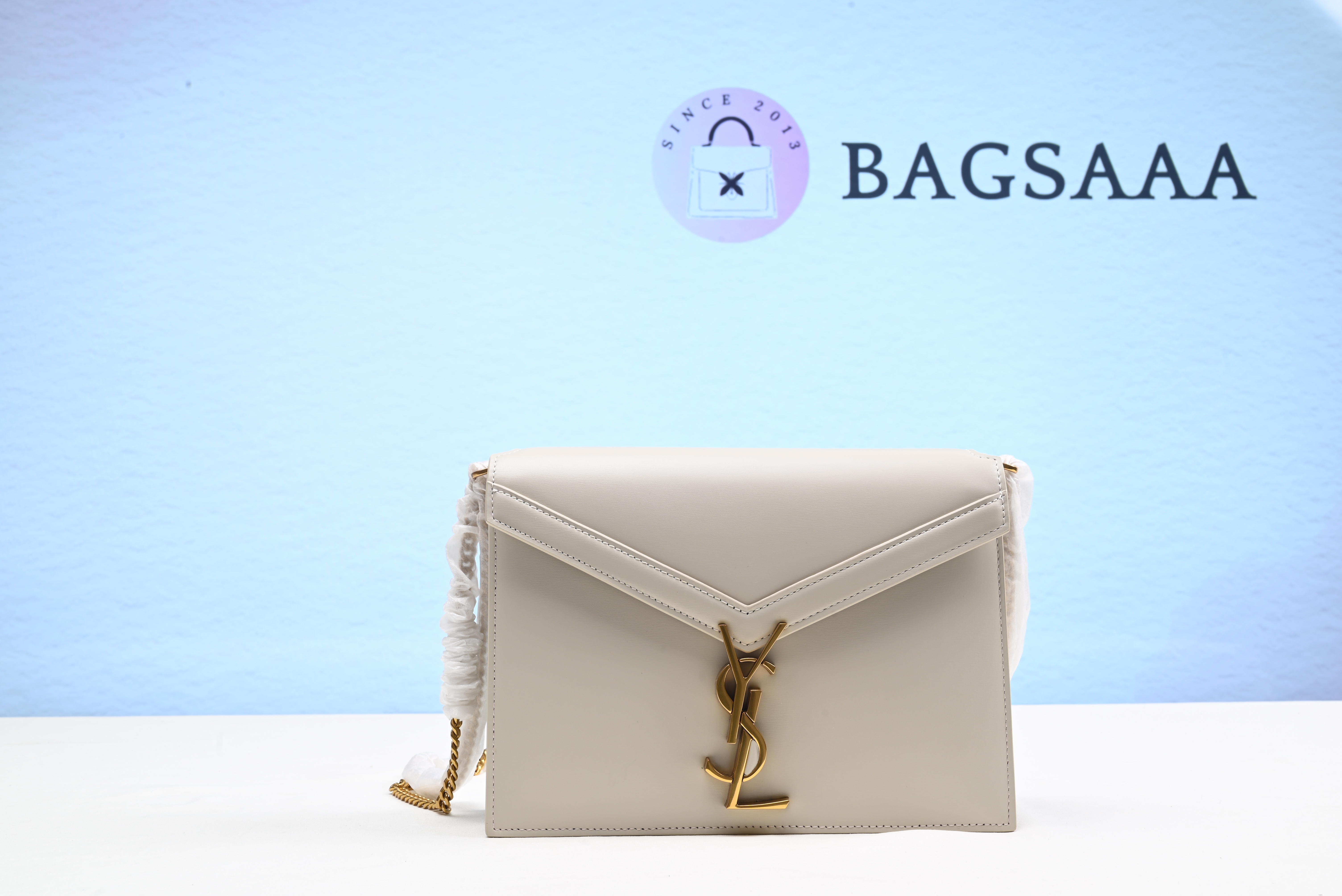 Y51 Sa1nt Lau*nt Cassandra Clasp Bag White 24cm