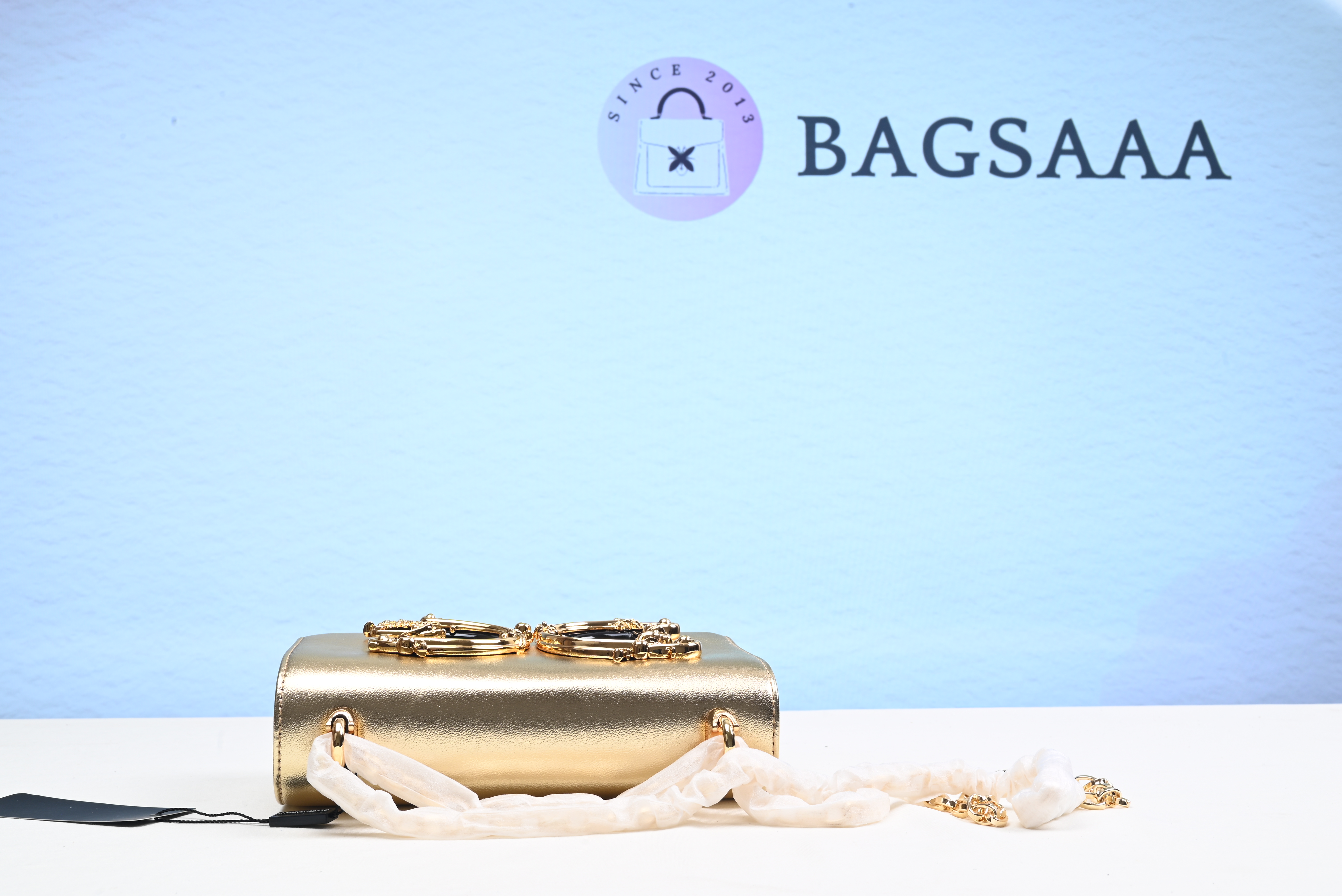 Bagsaaa Dolce and Gabbana Gold DG Girls Phone Bag 21cm