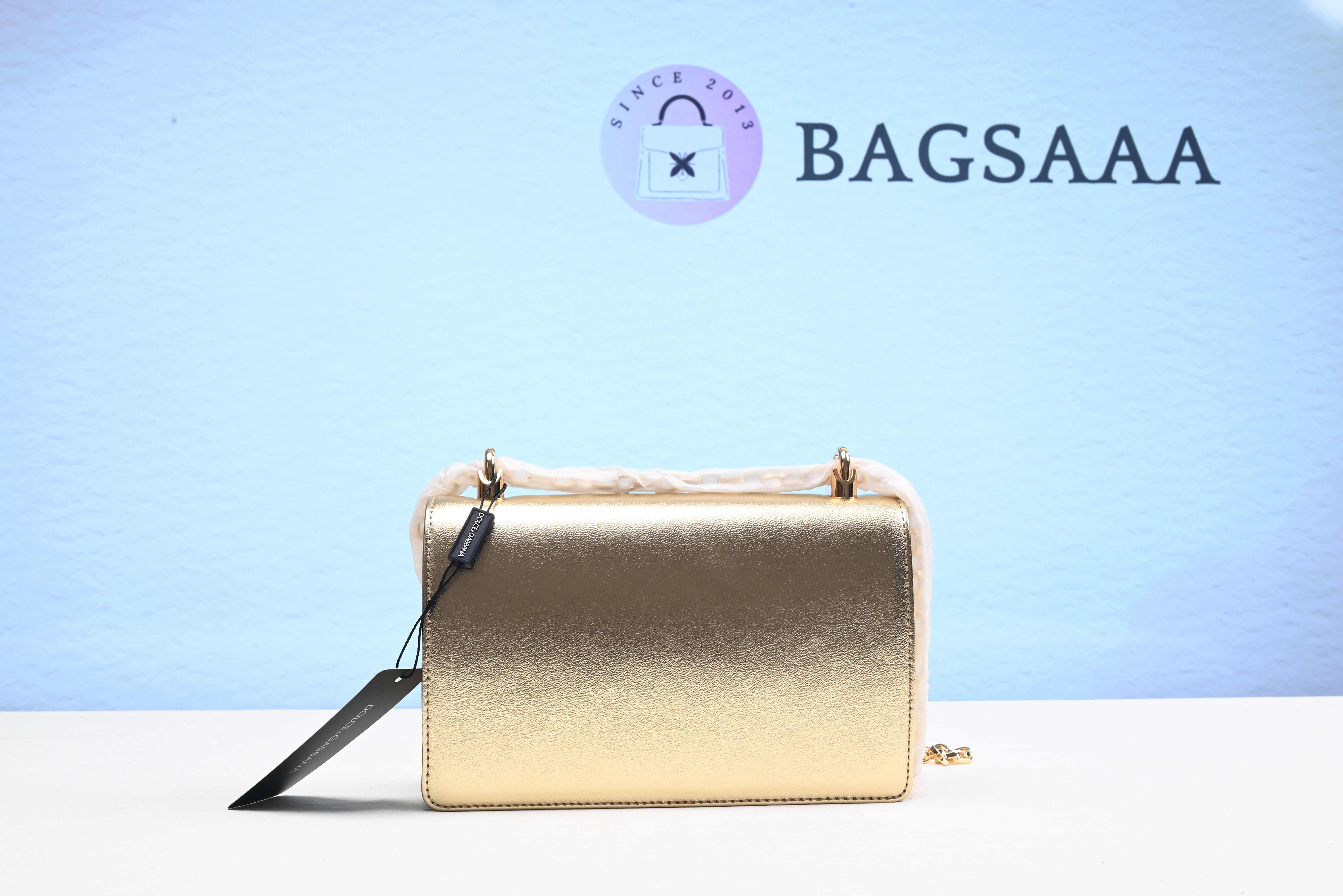 Bagsaaa Dolce and Gabbana Gold DG Girls Phone Bag 21cm