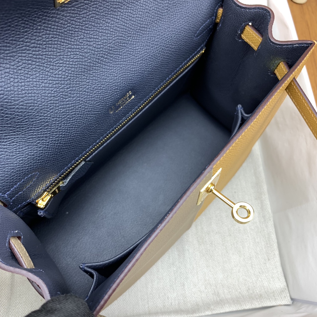 Bagsaaa H**me5 Kelly 25cm Epsom Leather Beige and Taupe