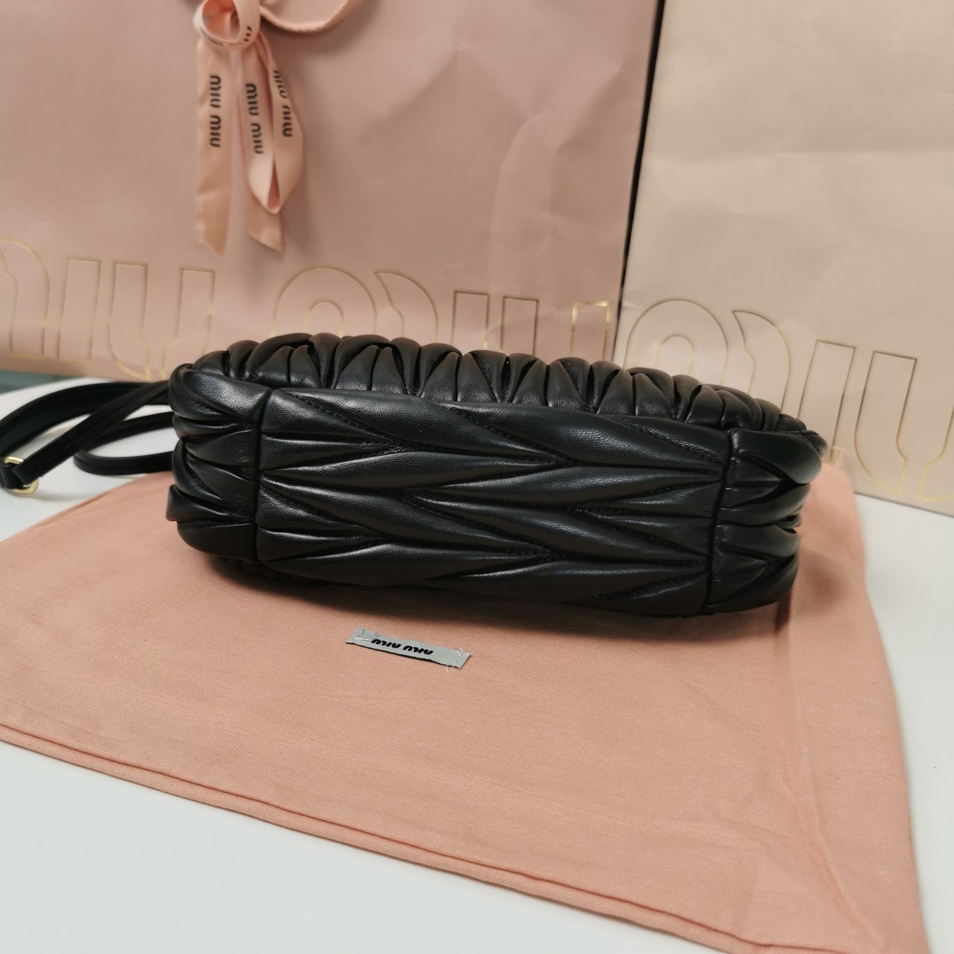 Bagsaaa M1um1u Wander matelassé nappa leather hobo bag