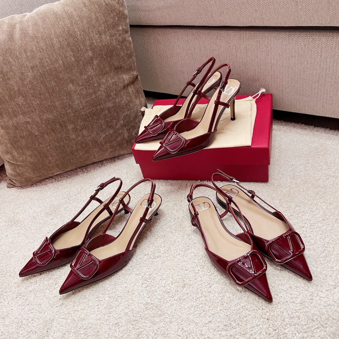 Bagsaaa Va1e*ntin0 Signature Vlogo Slingback Burgundy