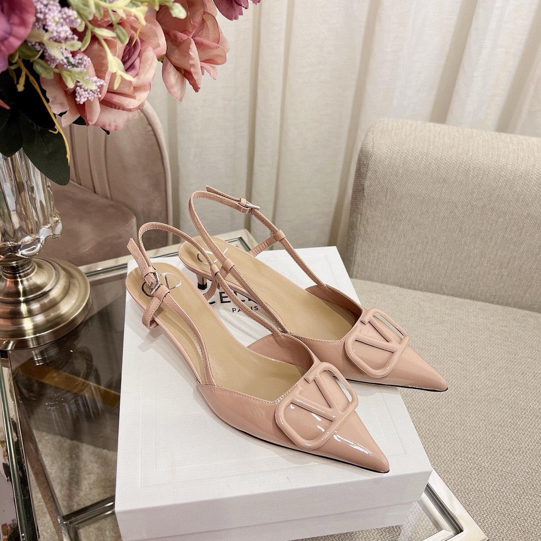 Bagsaaa Va1e*ntin0 Signature Vlogo Slingback Nude