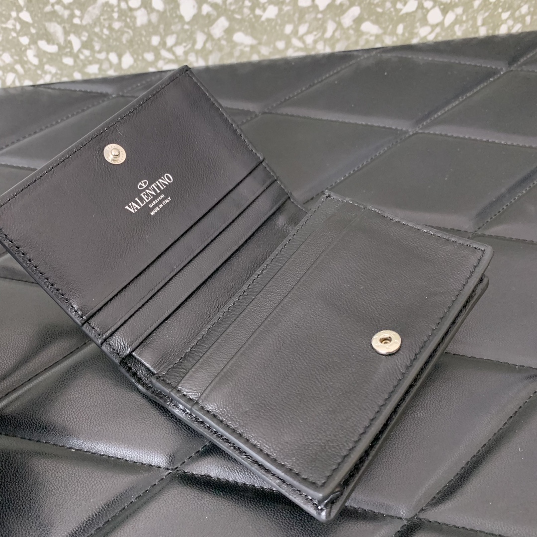Bagsaaa Va1e*ntin0 Garavani Silver Rockstud Wallet