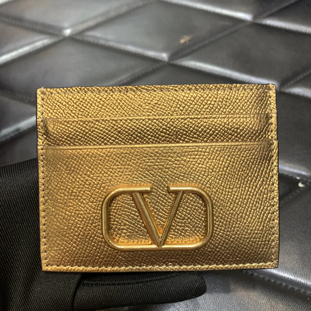 Bagsaaa Va1e*ntin0 VLogo Signature metallic cardholder