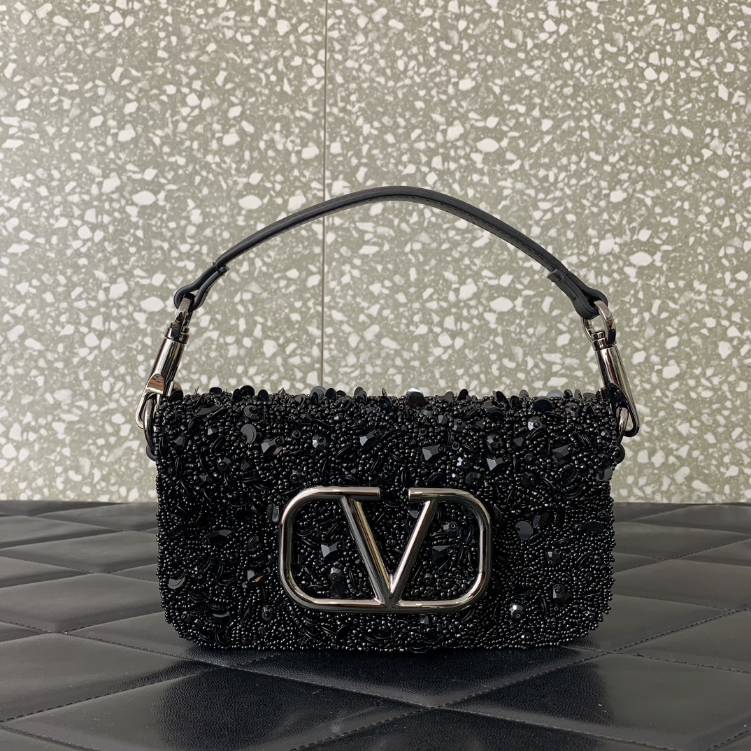 Bagsaaa Va1e*ntin0 Garavani Loco Small VLOGO Sequins Shoulder Bag - 19x10.5x5cm