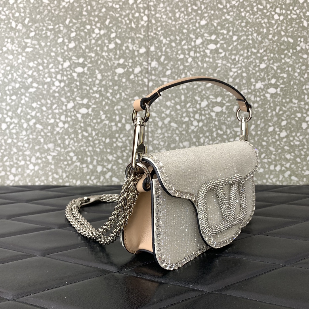 Bagsaaa Va1e*ntin0 Garavani Loco Small VLOGO White Crystal Shoulder Bag