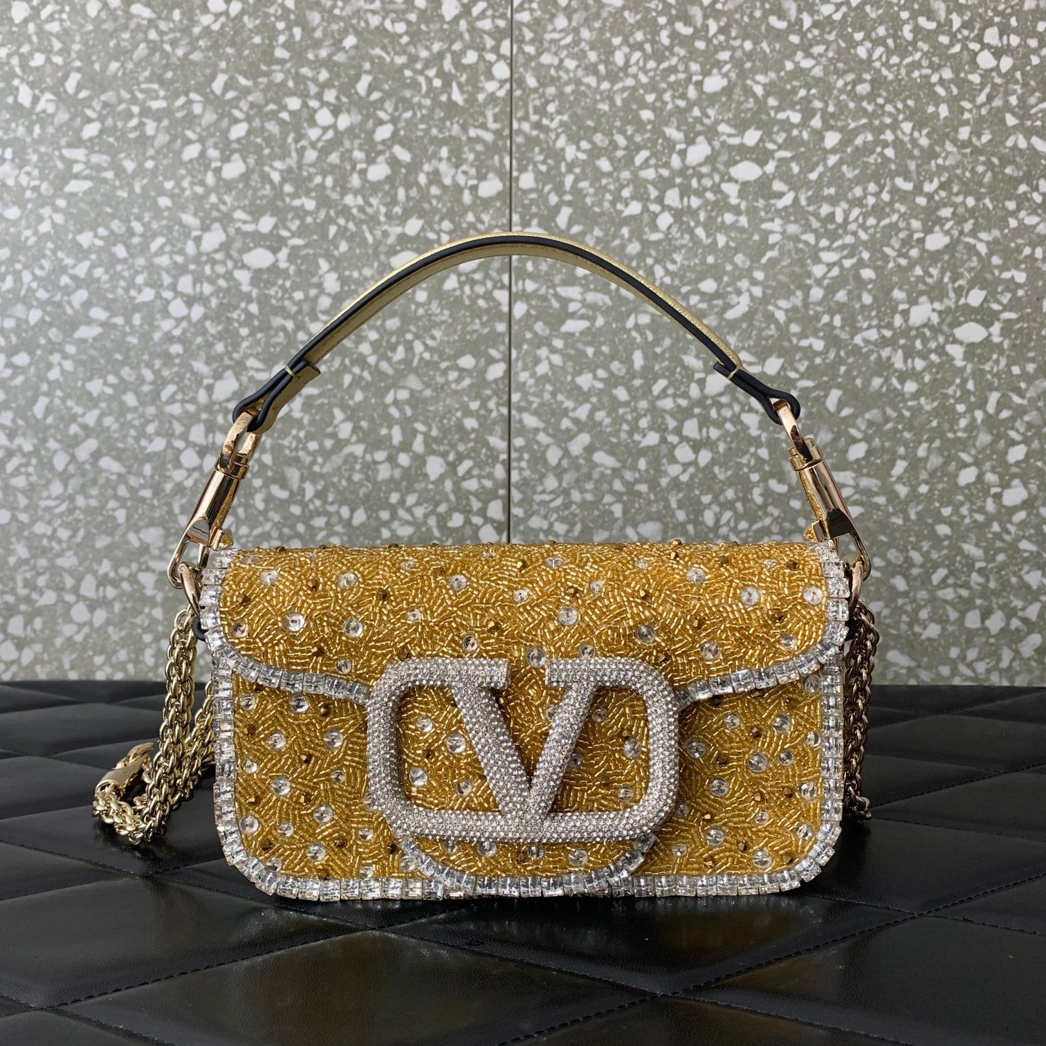 Bagsaaa Va1e*ntin0 Garavani Loco Small VLOGO Yellow Crystal Shoulder Bag