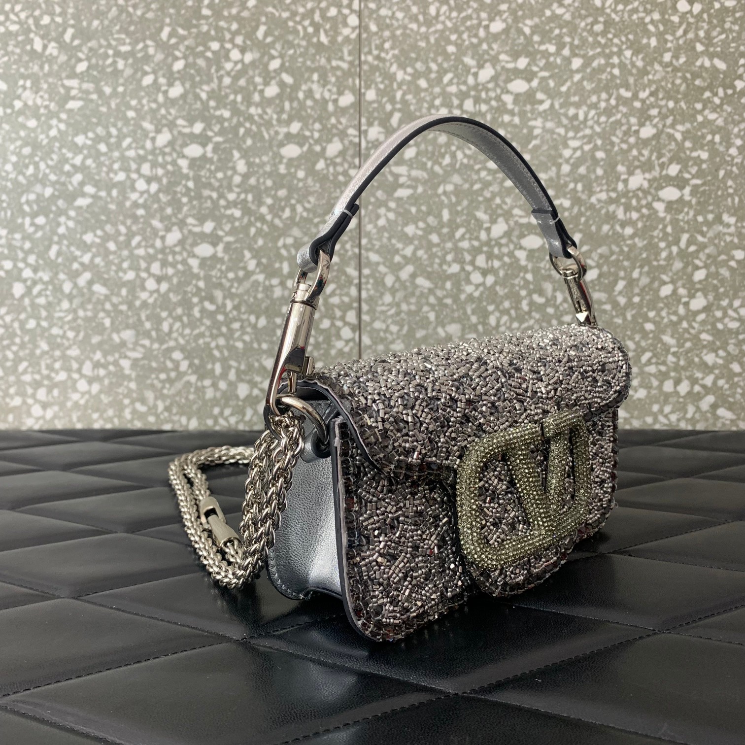 Bagsaaa Va1e*ntin0 Garavani Loco Small VLOGO Sequins Shoulder Bag Silver - 19x10.5x5cm