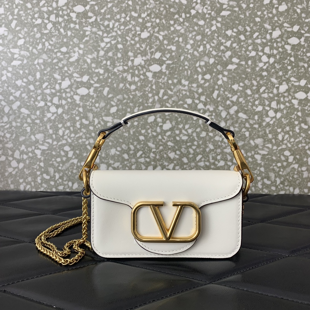 Bagsaaa Va1e*ntin0 Garavani Loco Small Vlogo Calfskin Shoulder Bag Light Ivory - 13x7x4.5cm