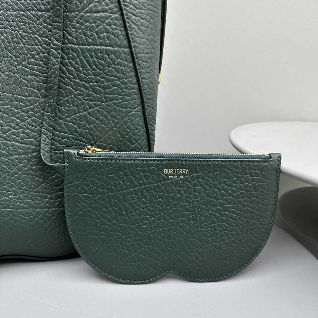 Bagsaaa Bv*b*rry Green Chess Medium Grained-leather Shoulder Bag
