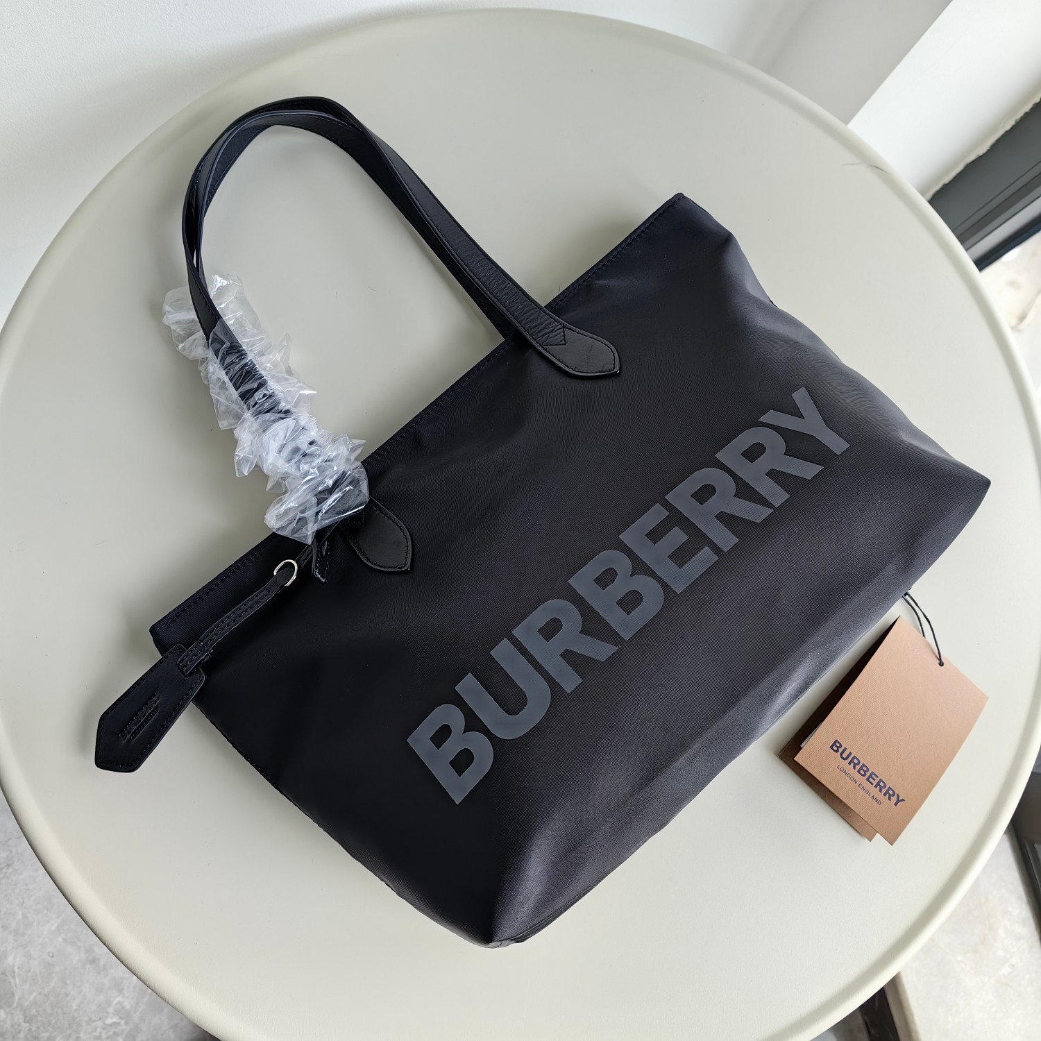 Bagsaaa Bv*b*rry Nylon Black Tote - 30X24x11cm (40cm)