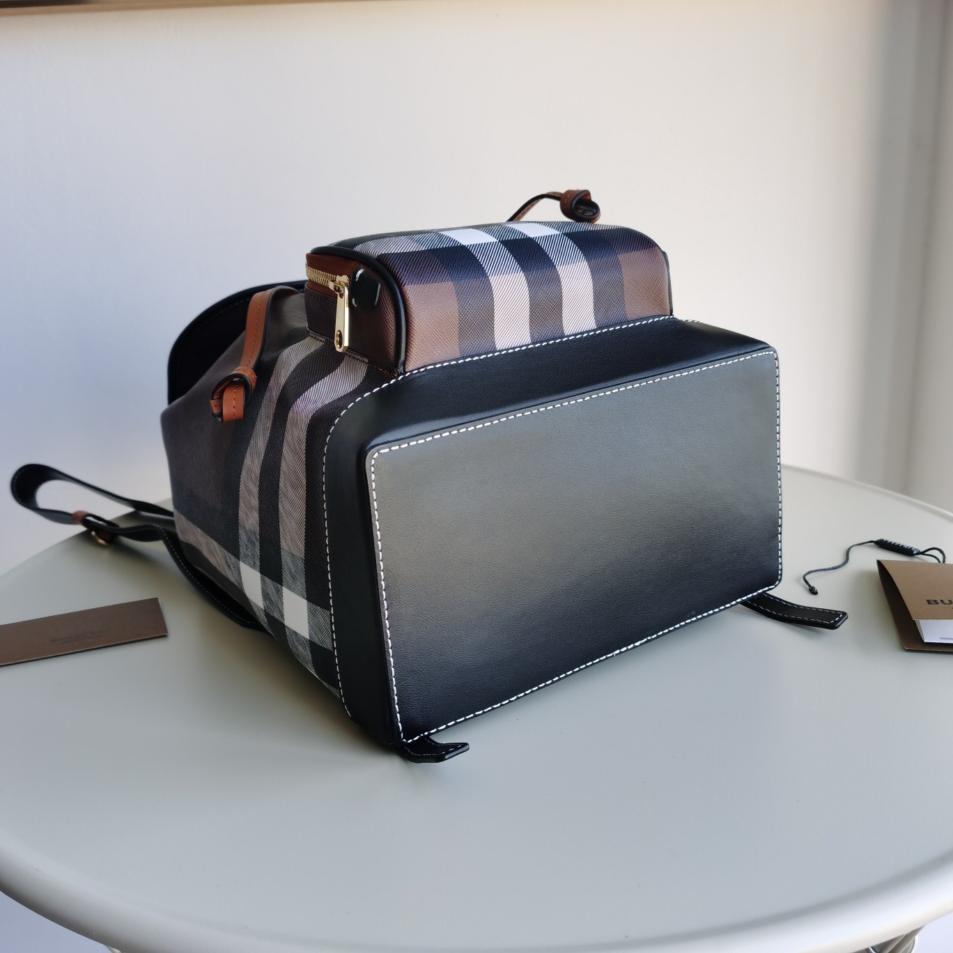 Bagsaaa Bv*b*rry Check-print leather brown backpack - 24x13x37cm
