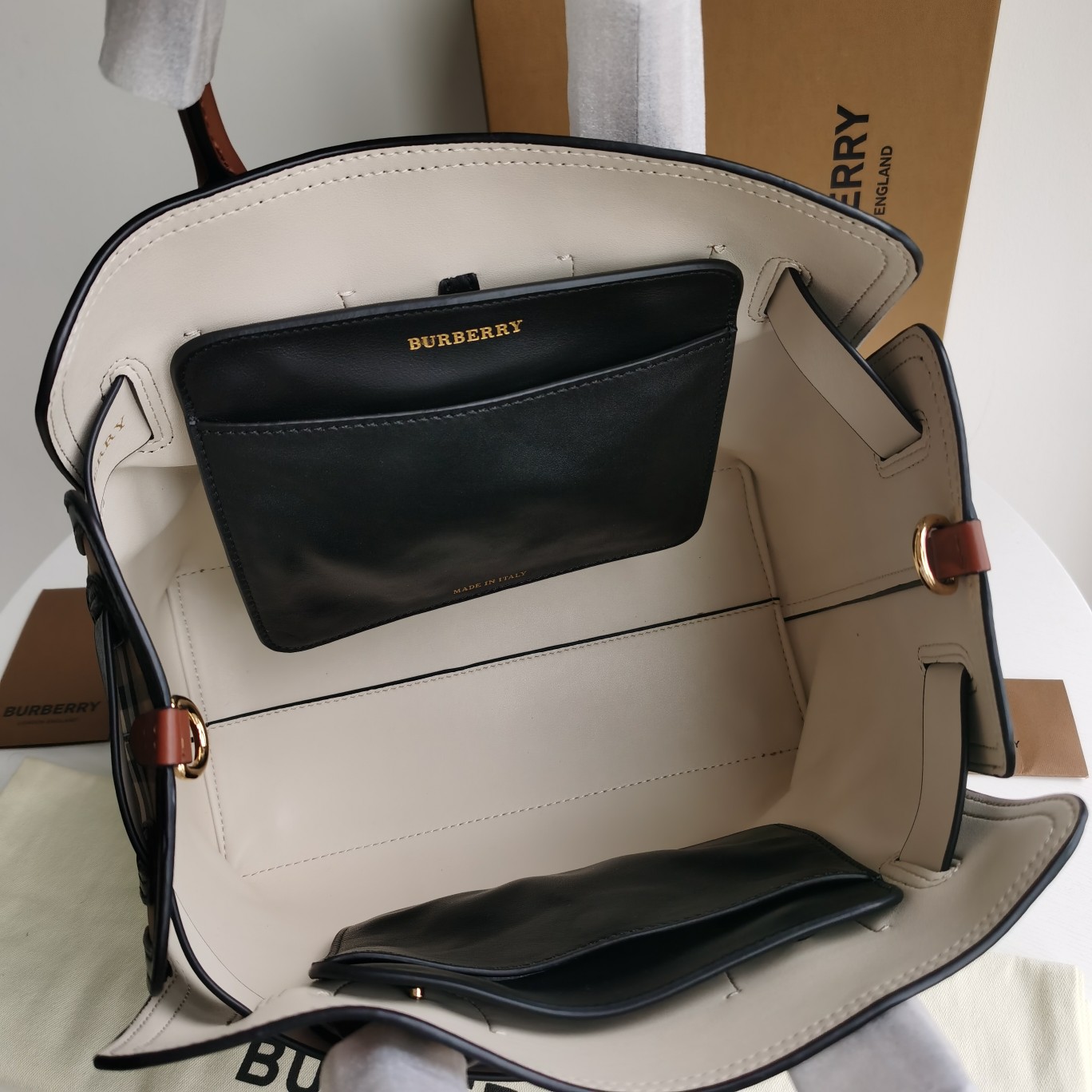 Bagsaaa Bv*b*rry Mini Vintage Check Triple Stud Belt Bag- Archive Beige - 36 x 15.5 x 23cm