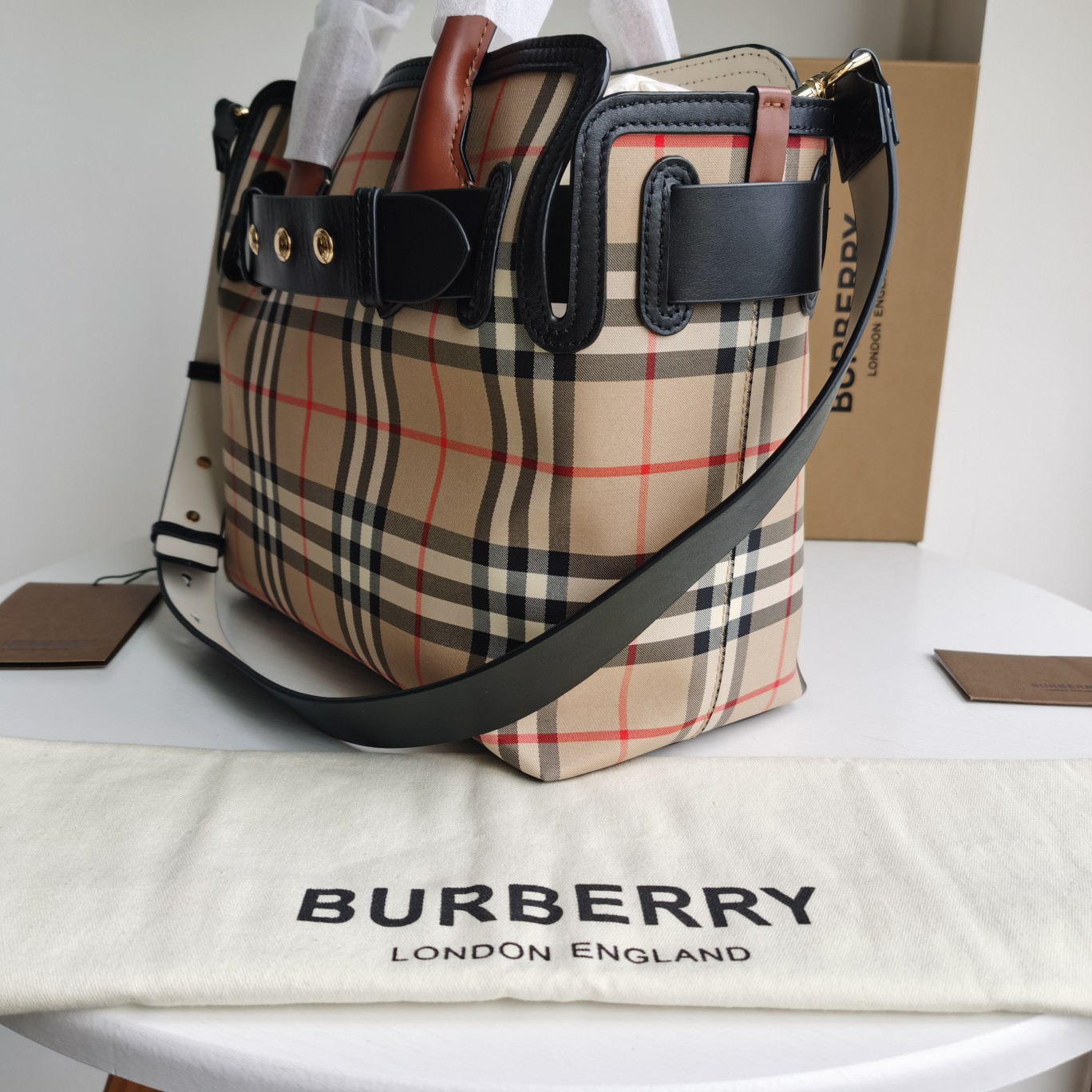 Bagsaaa Bv*b*rry Mini Vintage Check Triple Stud Belt Bag- Archive Beige - 36 x 15.5 x 23cm