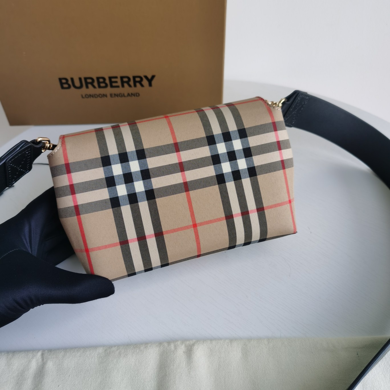 Bagsaaa Bv*b*rry Wo Hackberry Vintage Check Crossbody Bag Beige - 18 x 8 x 12cm