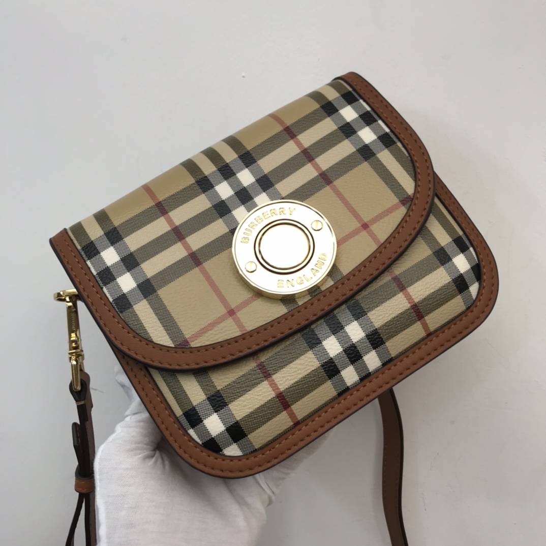 Bagsaaa Bv*b*rry Elizabeth Small E-canvas & Leather Shoulder Bag - 19 x 6 x 16cm