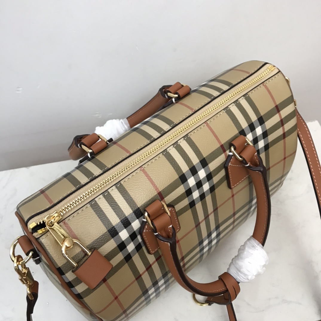 Bagsaaa Bv*b*rry Coated Canvas Medium Bowling Bag - 30 x 15 x 21cm