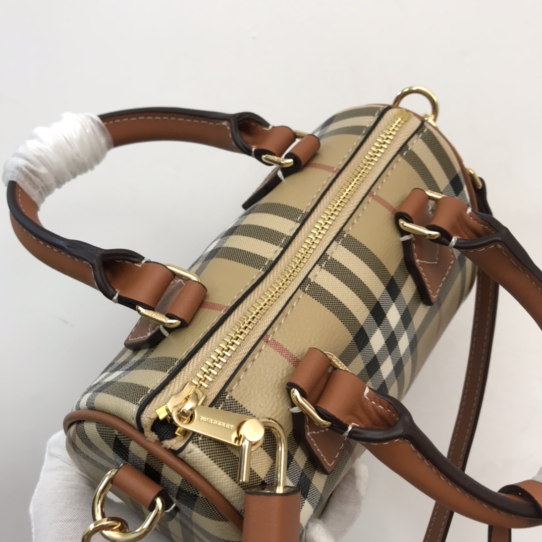Bagsaaa Bv*b*rry Coated Canvas Mini Bowling Bag - 18.5 x 11 x 12cm
